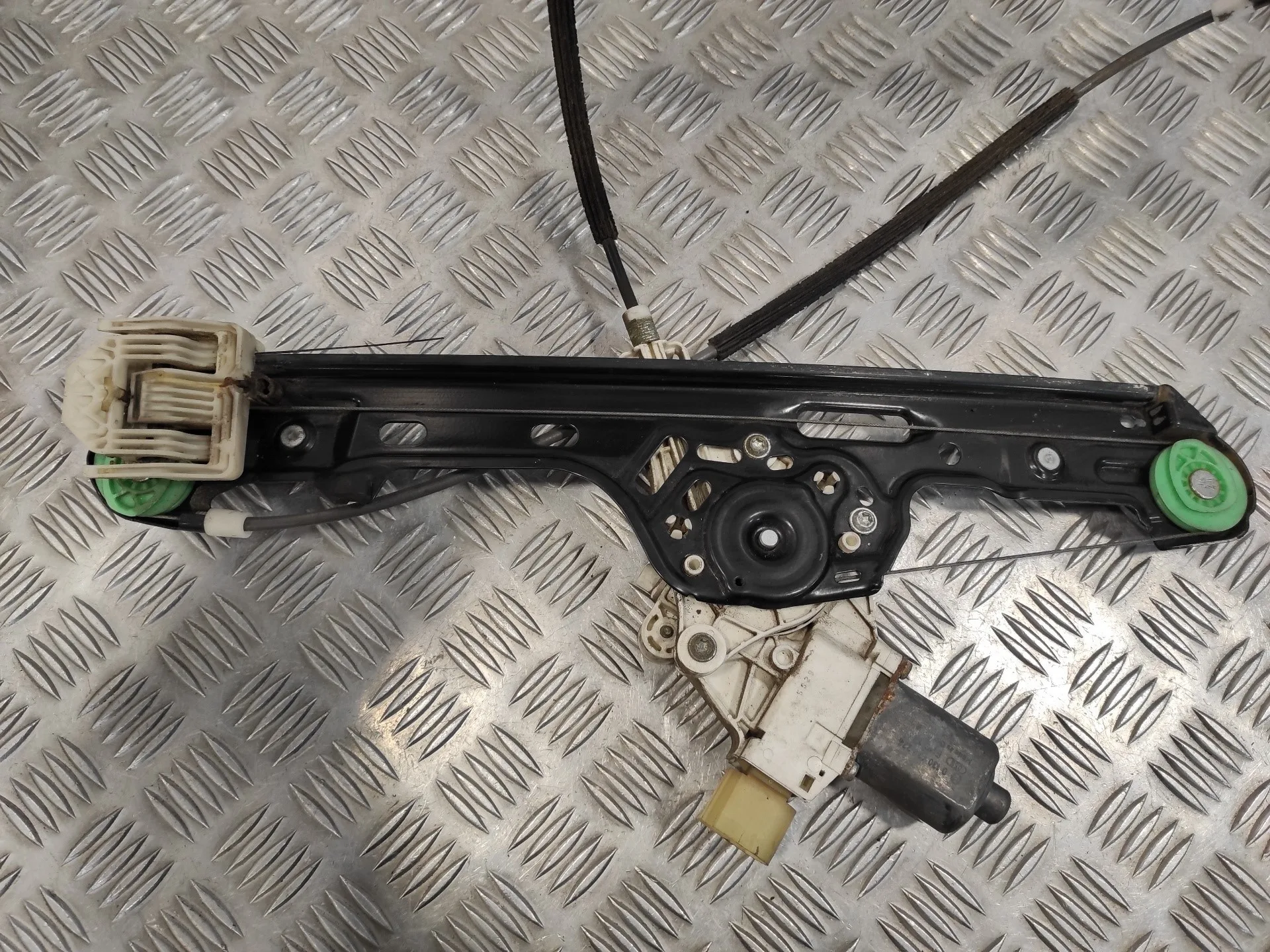 Elevalunas Delantero Izquierdo para Bmw Serie 1 Berlina (E81/E87)