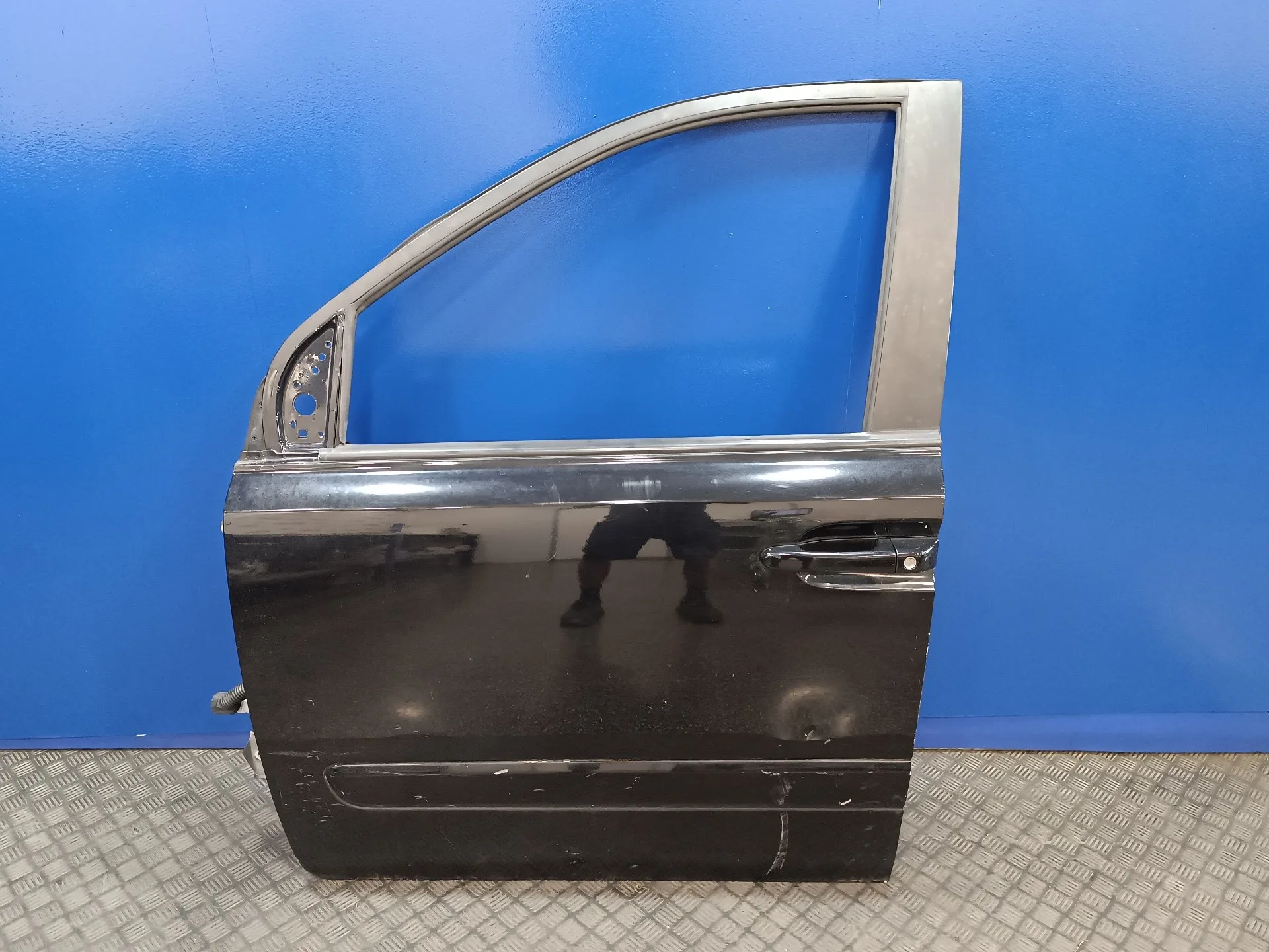 Puerta Delantera Izquierda para Kia Carnival