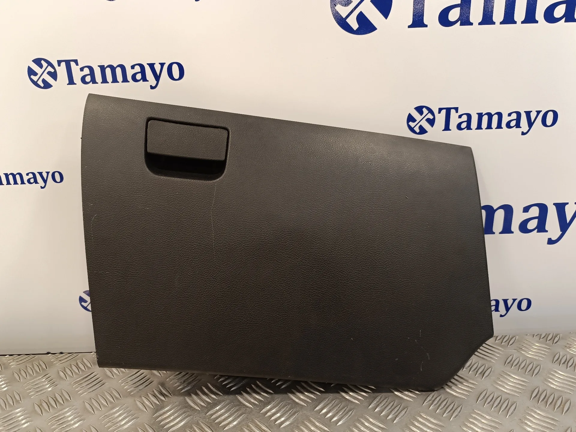 Guantera para Mazda 3 Lim. (Bl)