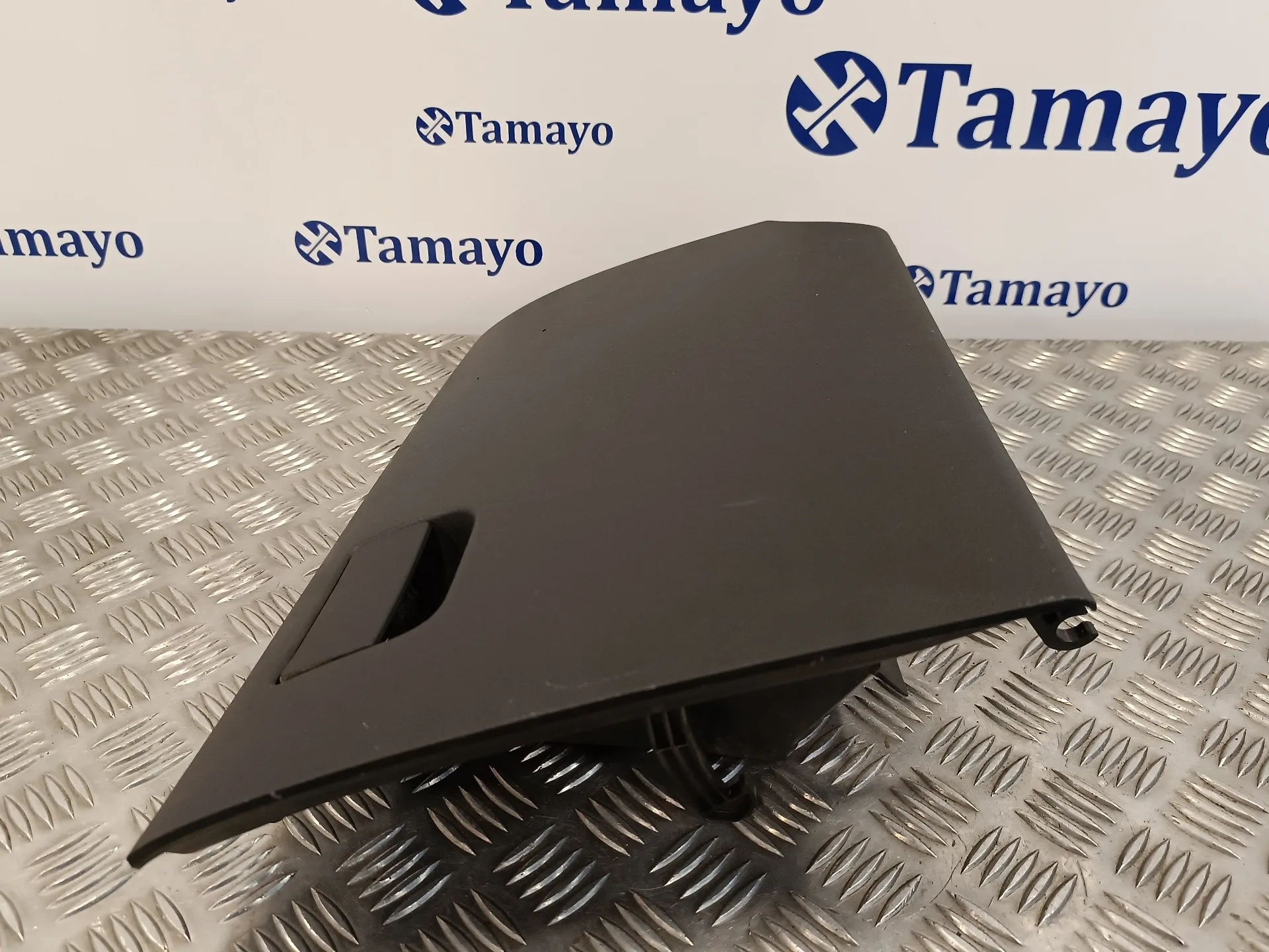 Guantera para Mazda 3 Lim. (Bl)
