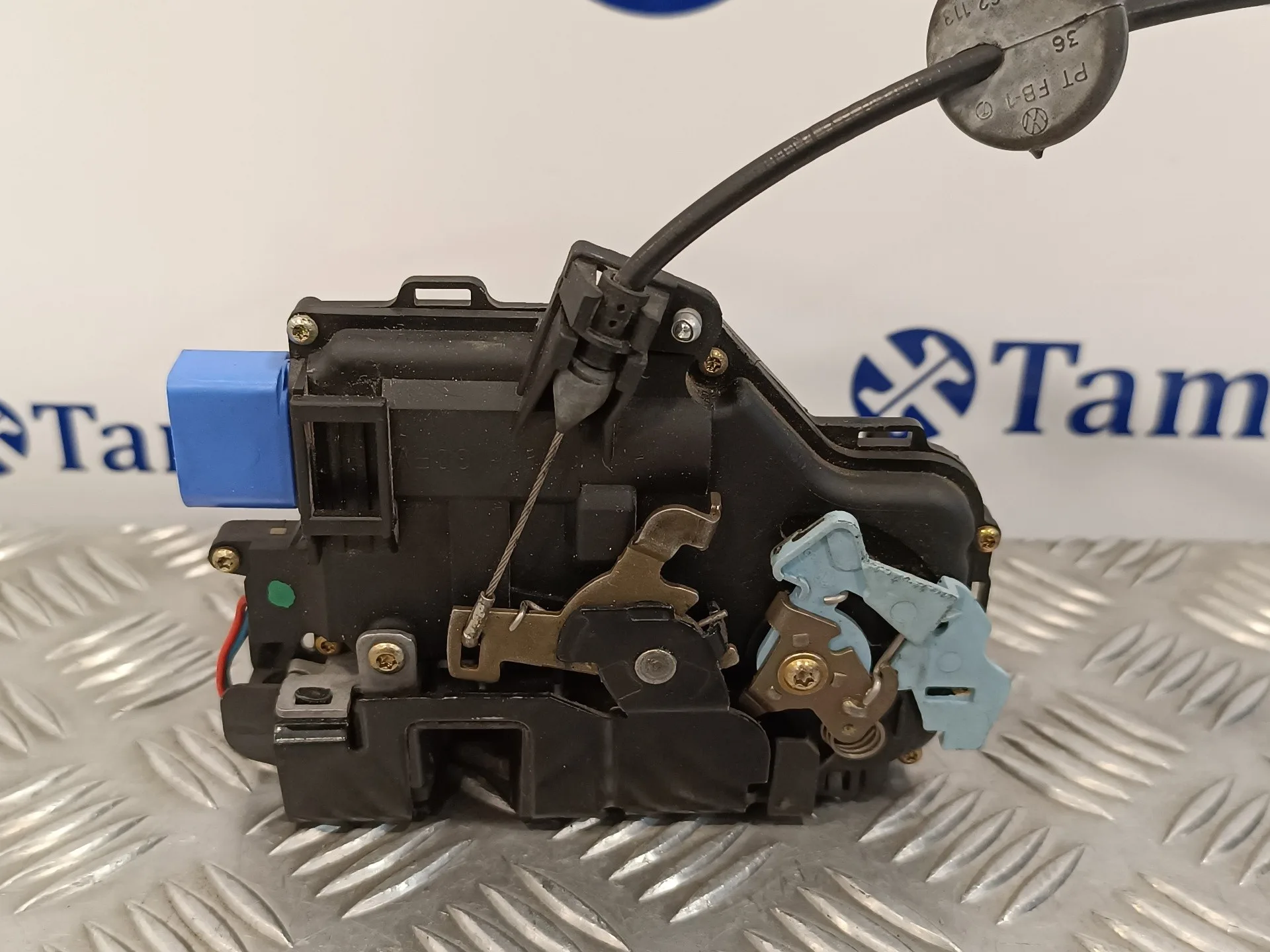 Cerradura Puerta Delantera Derecha para Volkswagen Caddy Ka/Kb (2K)