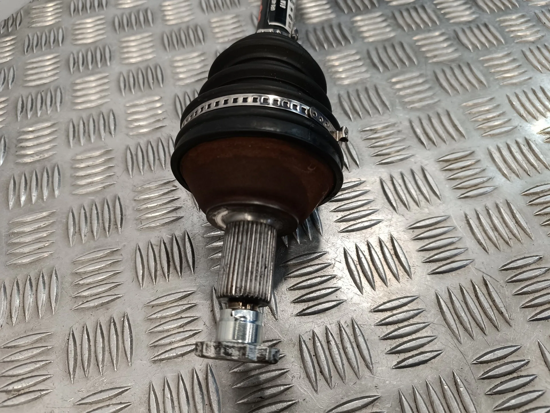 Transmision Delantera Izquierda para Seat Ibiza St (6J8)