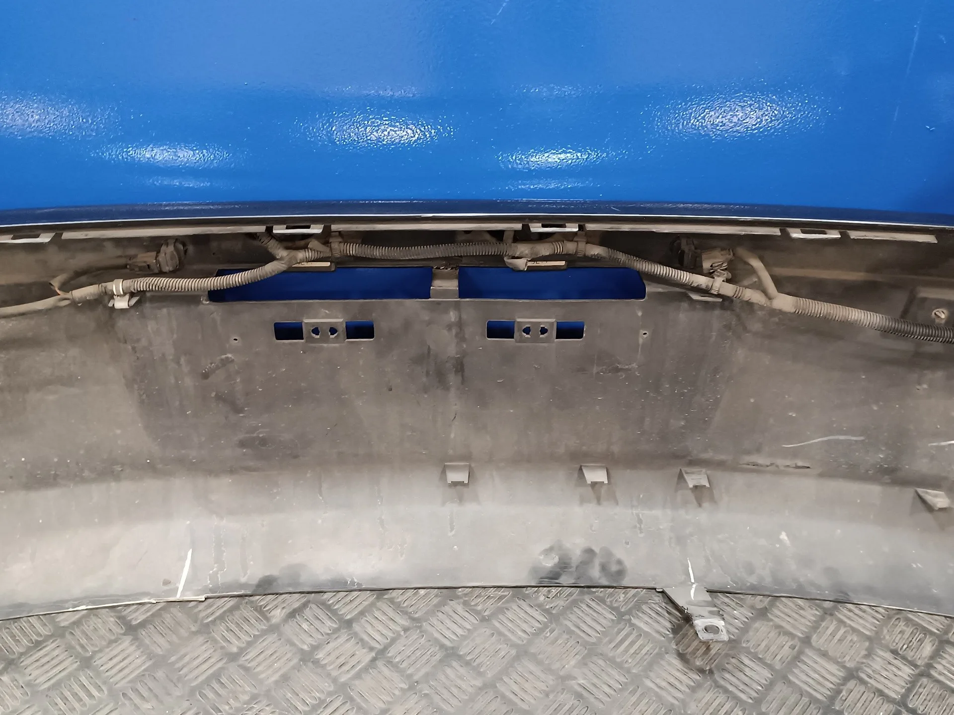 Paragolpes Trasero para Mitsubishi Lancer Berlina (Cy0)