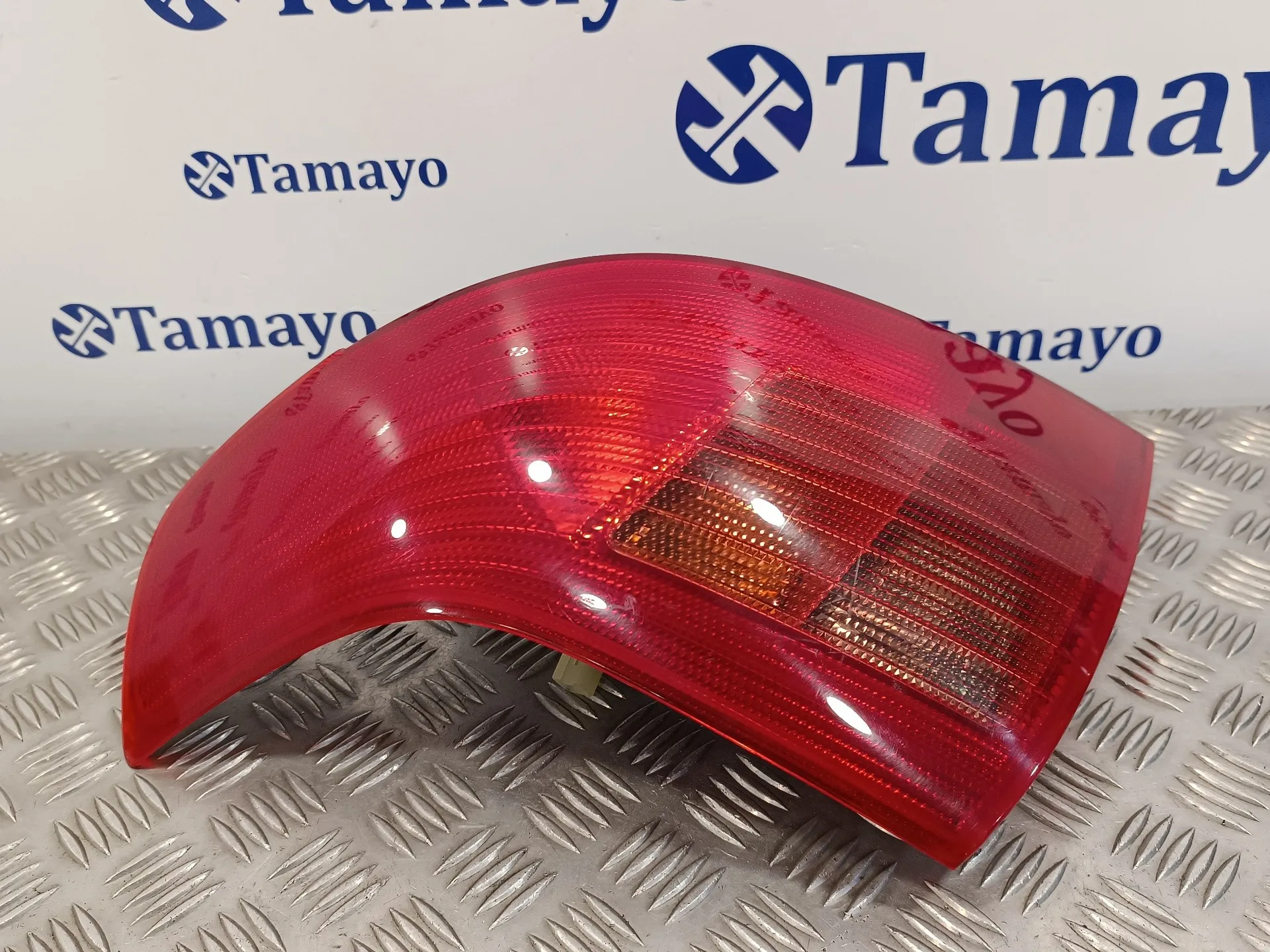 Piloto Trasero Izquierdo para Suzuki Swift Berlina (Mz)