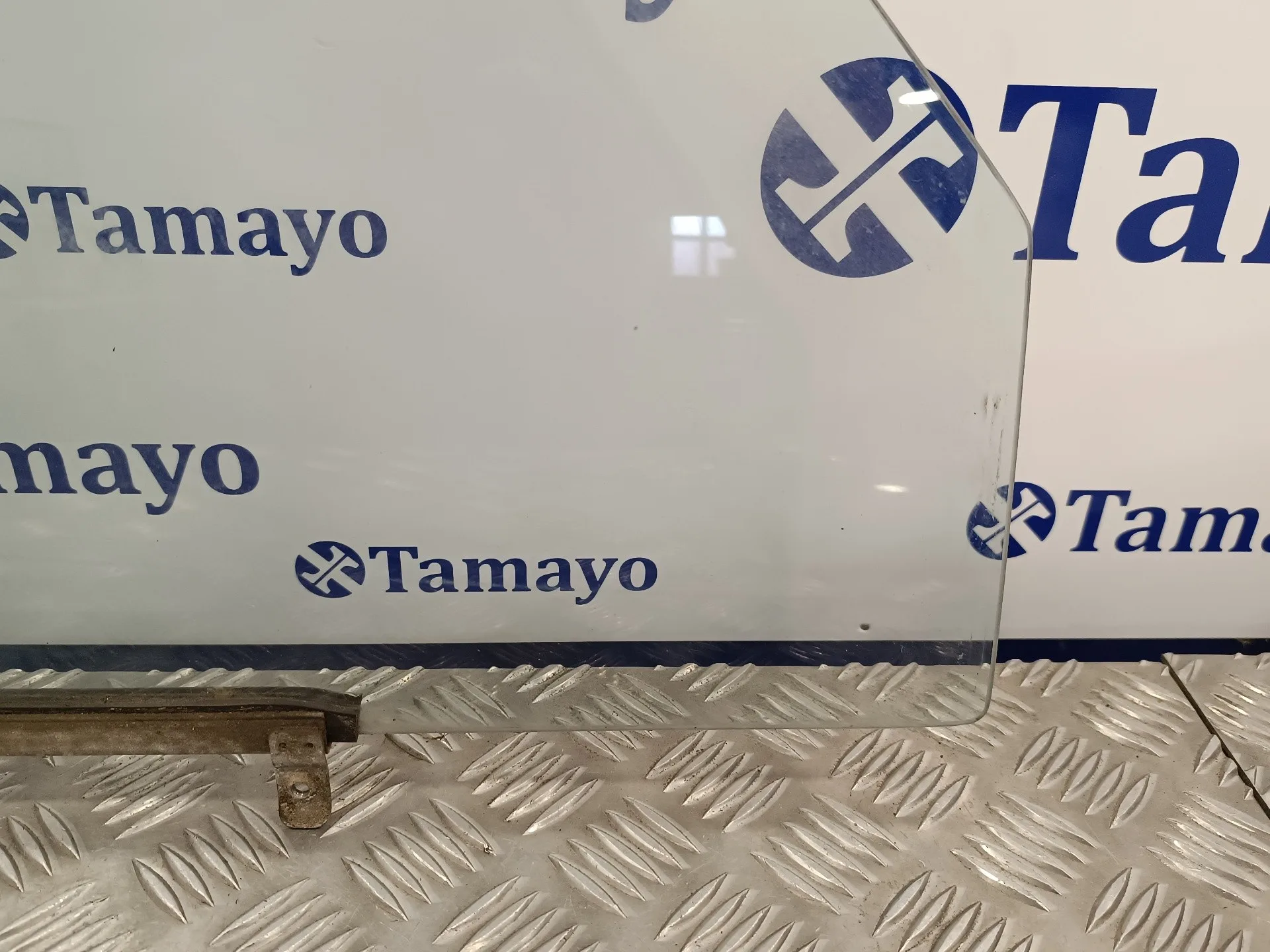 Luna Delantera Derecha para Toyota 4-Runner (N13)
