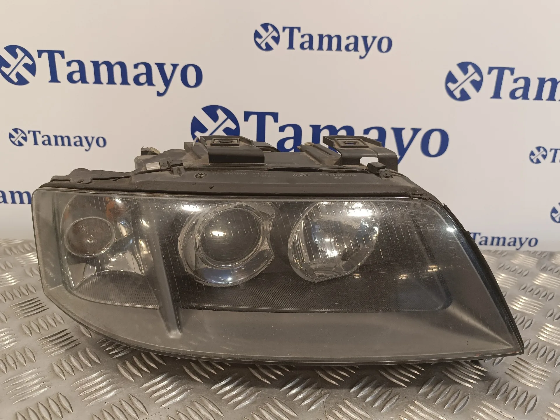Faro Derecho para Audi Allroad Quattro (4B5)