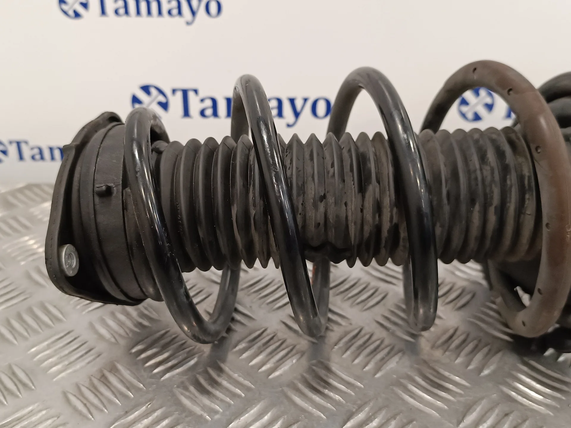 Amortiguador Delantero Izquierdo para Mazda 3 Lim. (Bl)