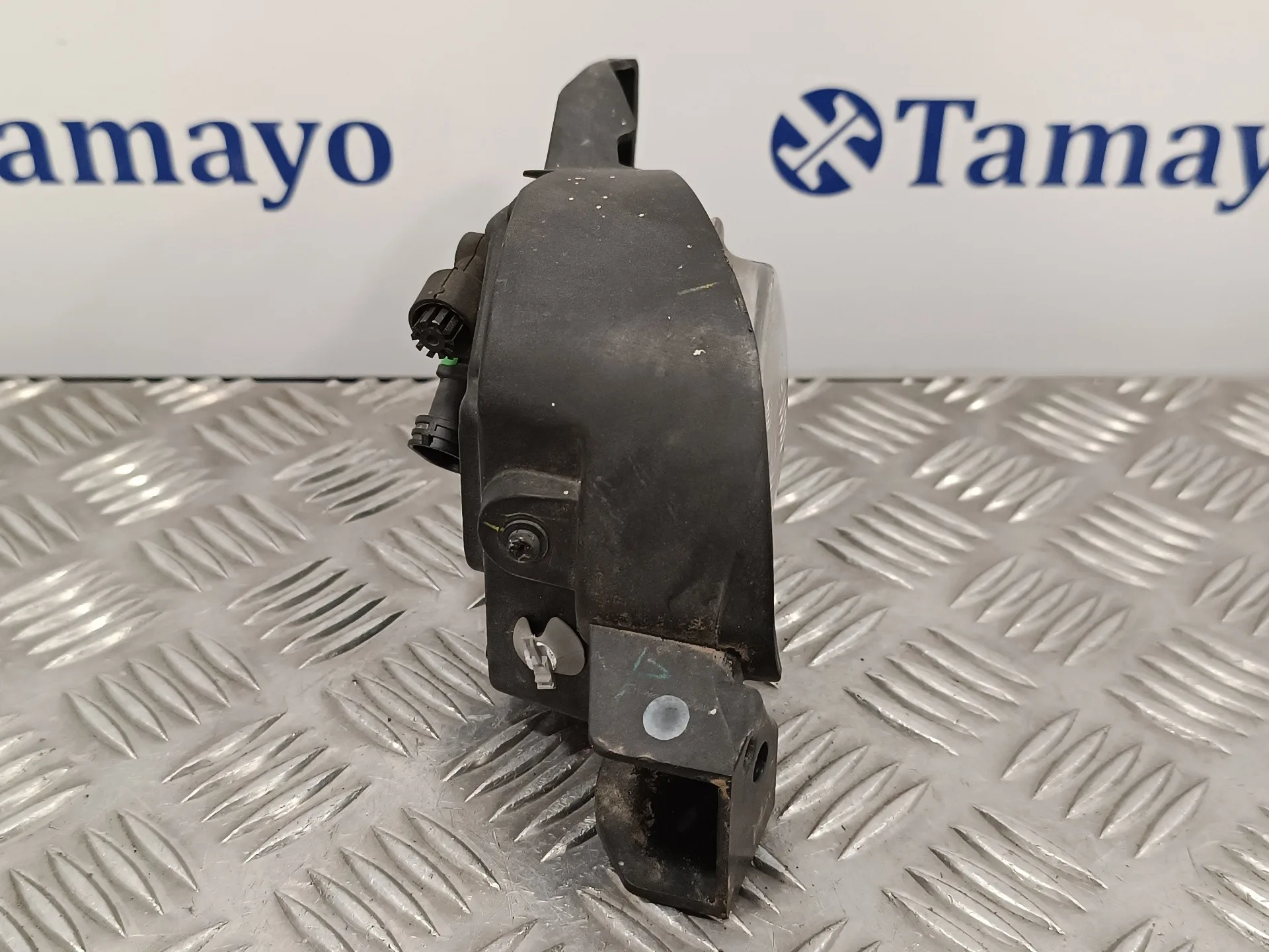 Faro Antiniebla Izquierdo para Mazda 3 Lim. (Bl)