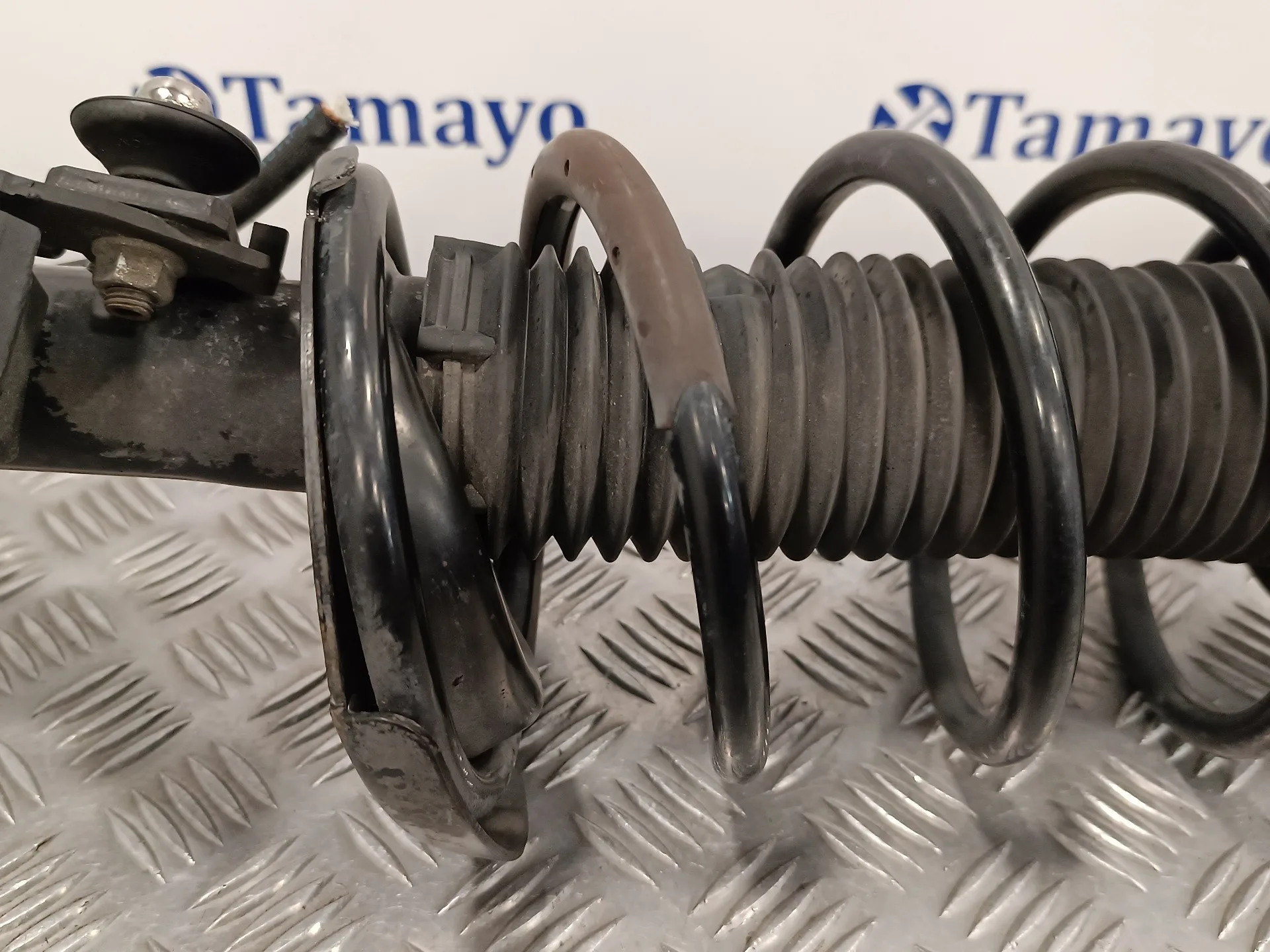 Amortiguador Delantero Derecho para Mazda 3 Lim. (Bl)