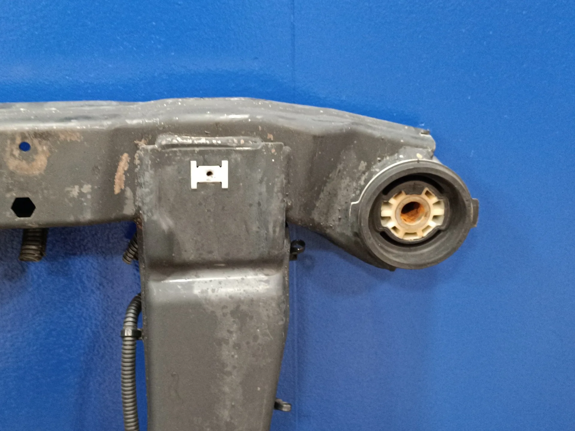 Puente Delantero para Opel Astra J Lim.