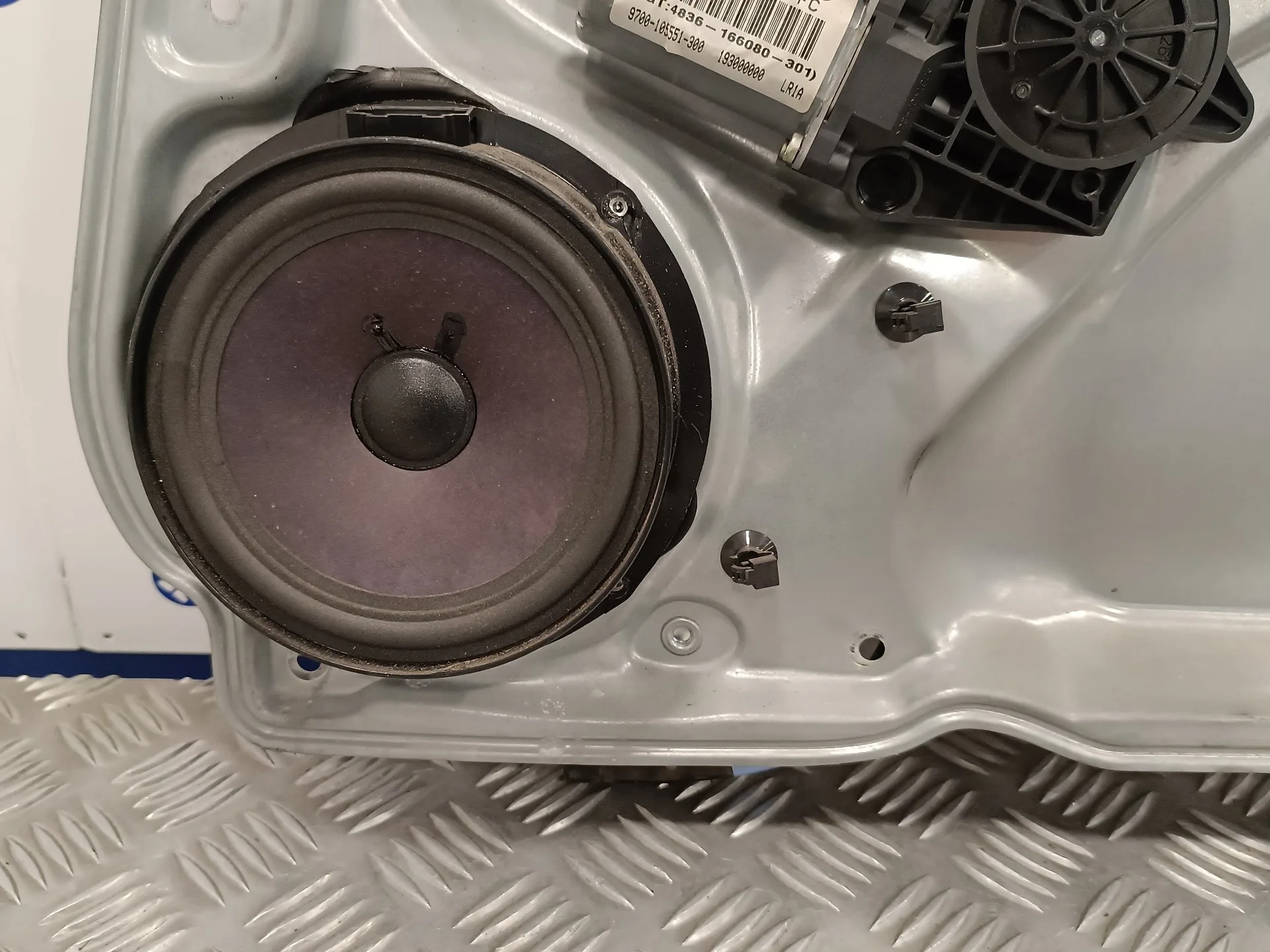 Elevalunas Trasero Derecho para Volkswagen Passat Variant (3B6)