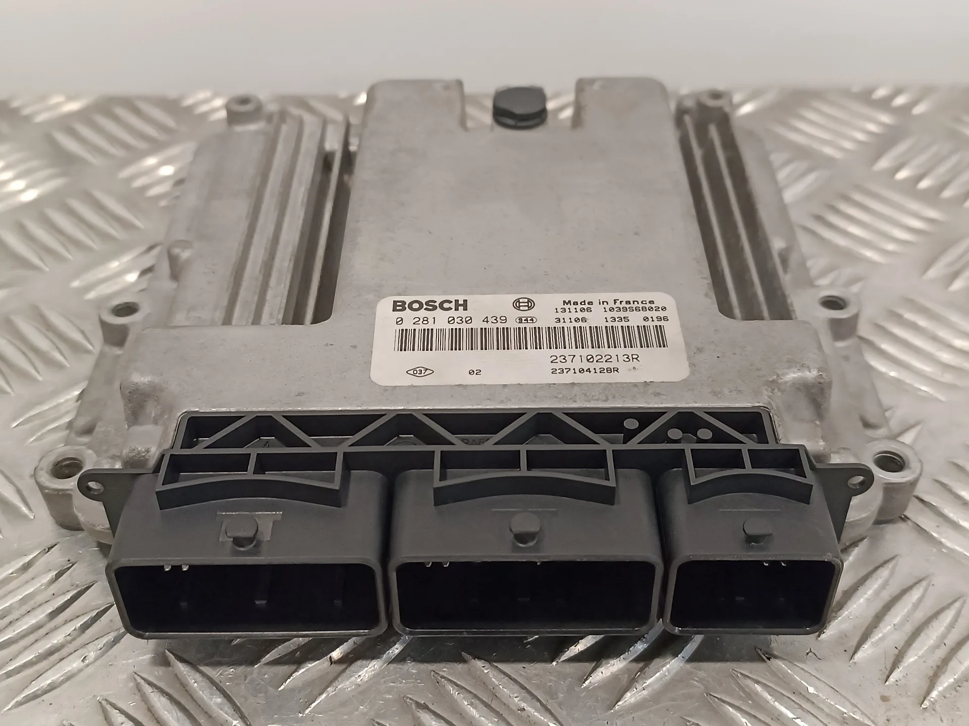 Centralita Motor Uce para Dacia Dokker