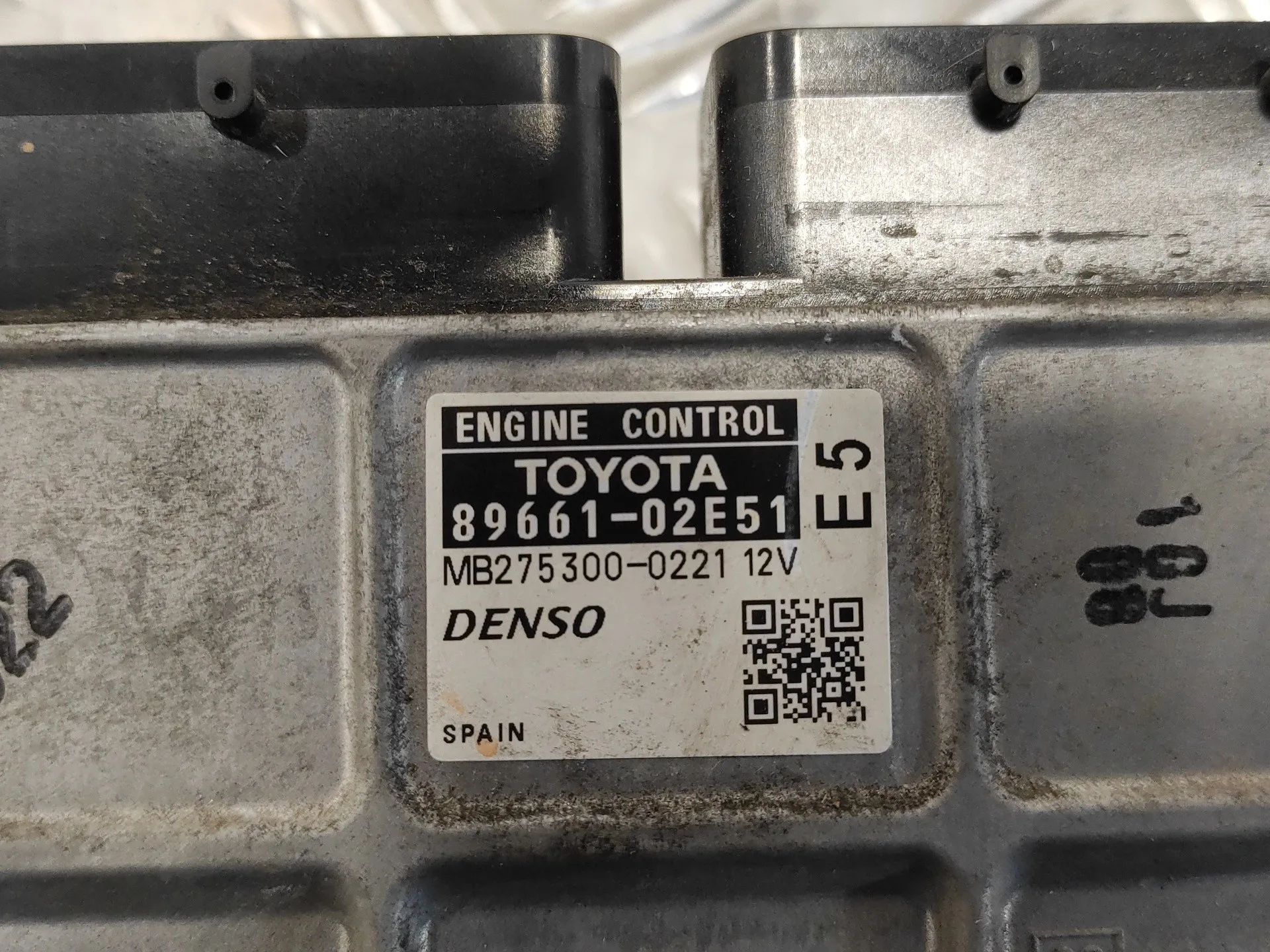 Centralita Motor Uce para Toyota Auris