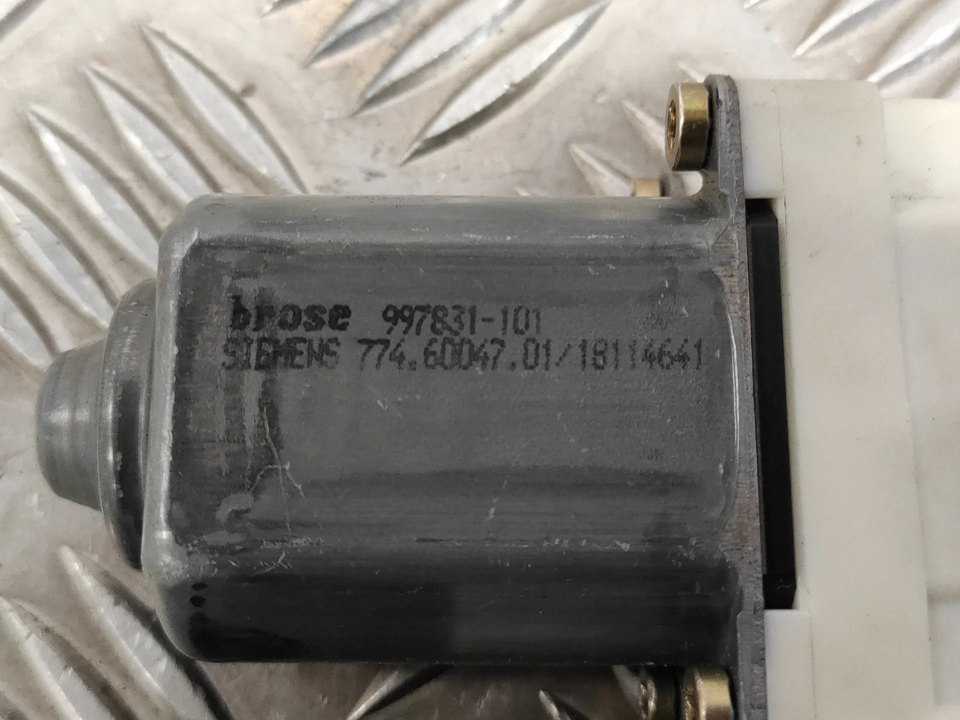 Motor Elevalunas Delantero Derecho para Citroën C4 Berlina