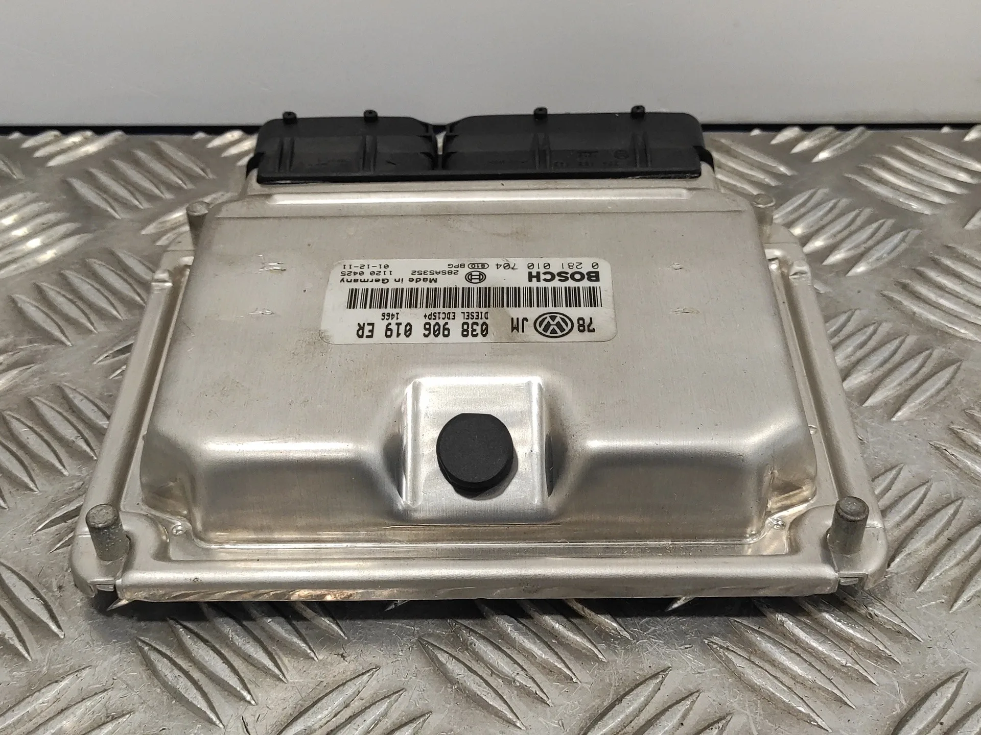 Centralita Motor Uce para Volkswagen Passat Variant (3B6)
