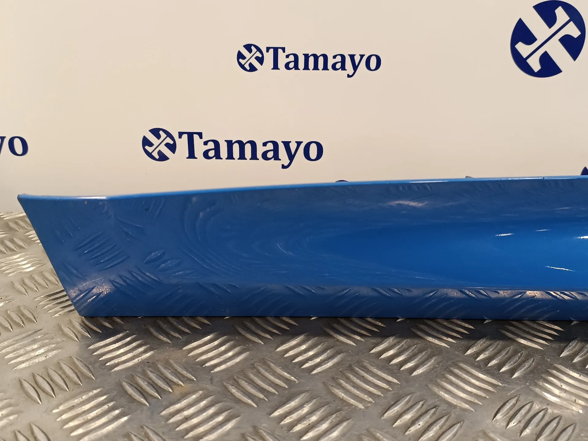 Spoiler Talonera Derecha para Renault Clio Iii