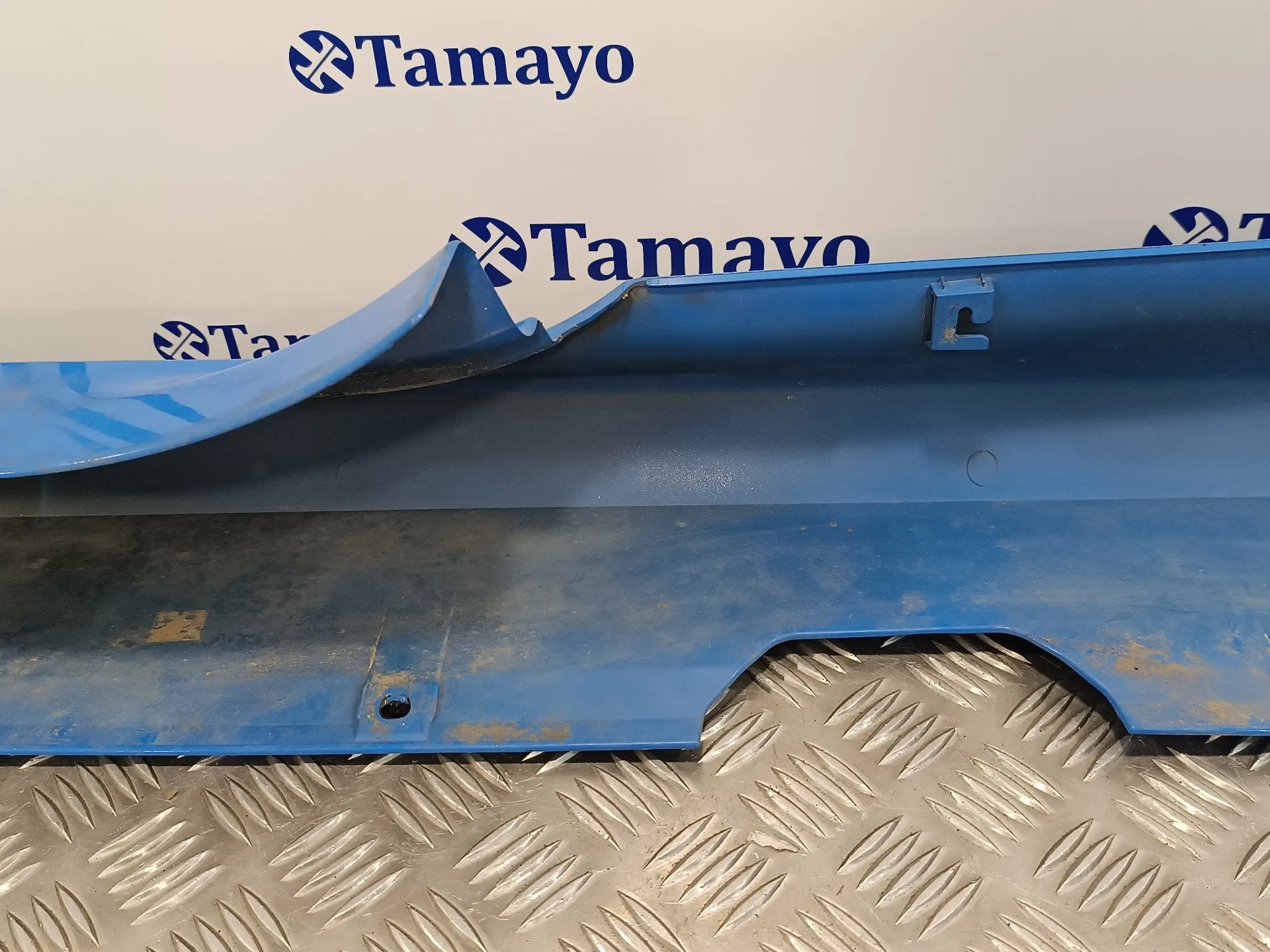 Spoiler Talonera Derecha para Renault Clio Iii