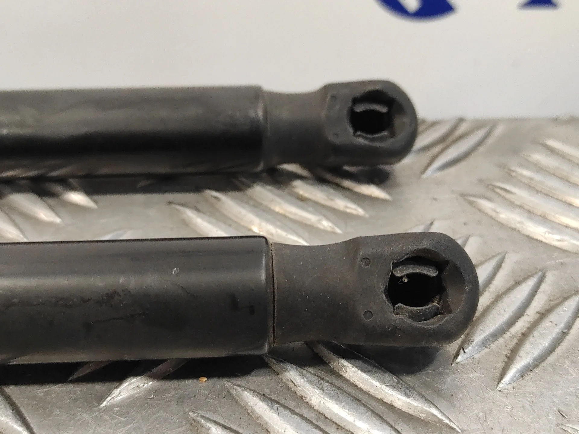 Amortiguadores Maletero / Porton para Citroën C4 Picasso