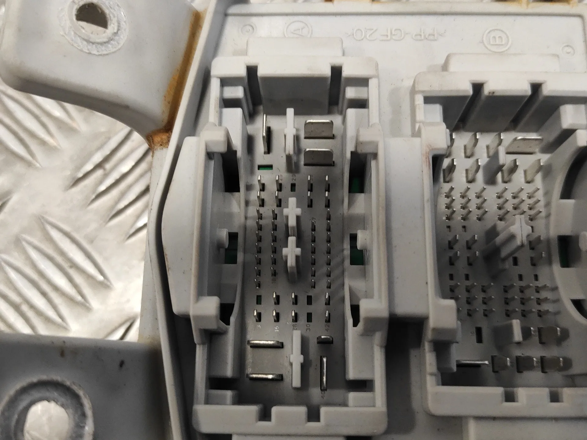 Caja Reles / Fusibles para Hyundai I20