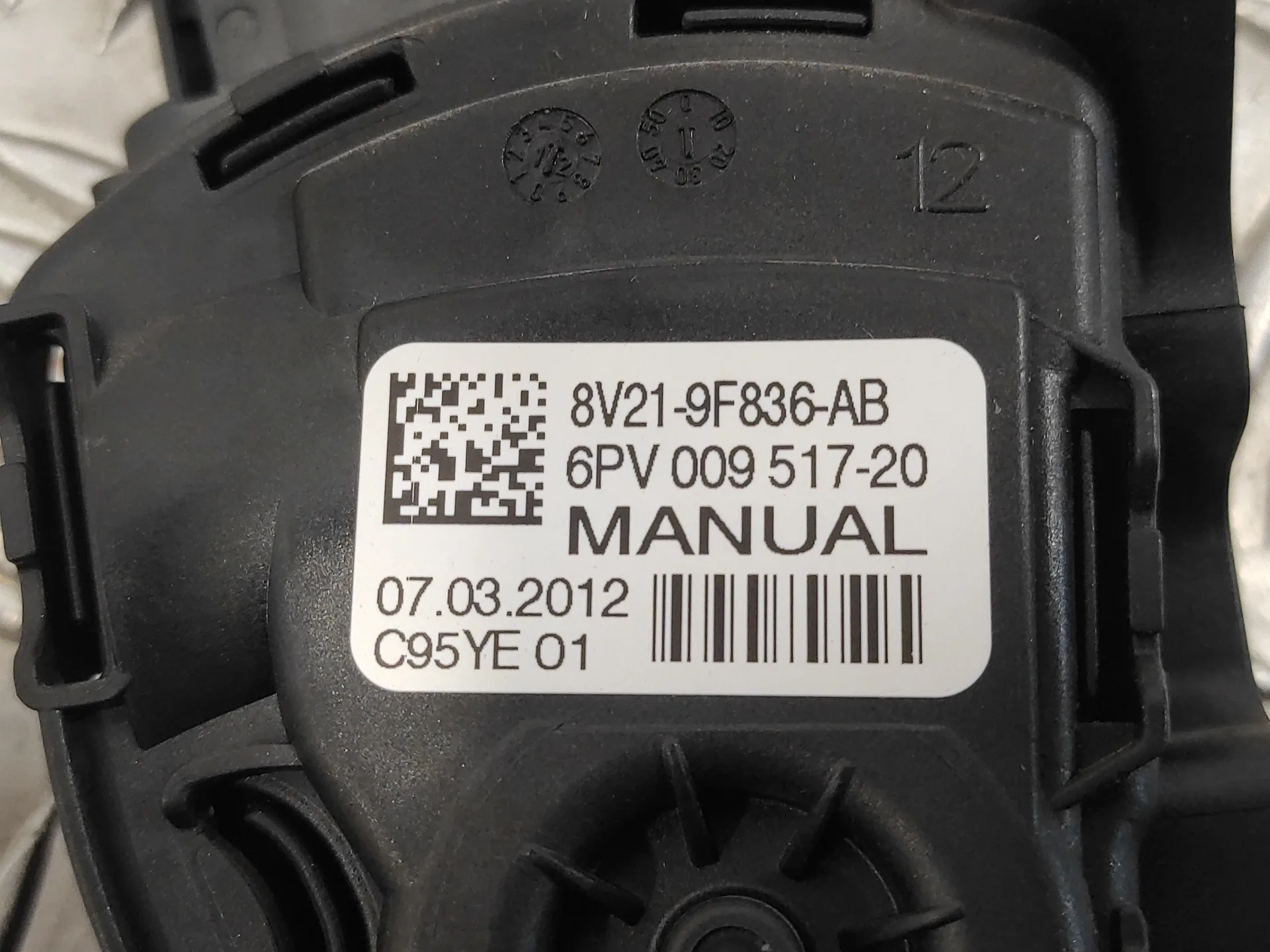 Pedal Acelerador para Ford Fiesta (Cb1)