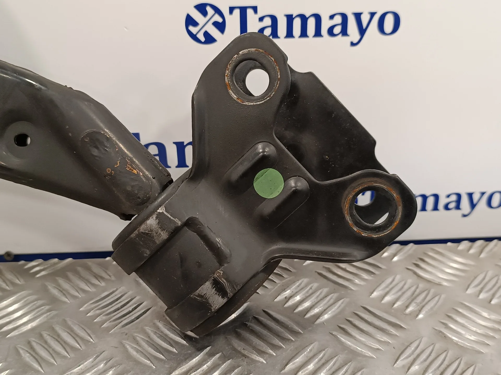 Brazo Suspension Inferior Delantero Derecho para Mazda 3 Lim. (Bl)