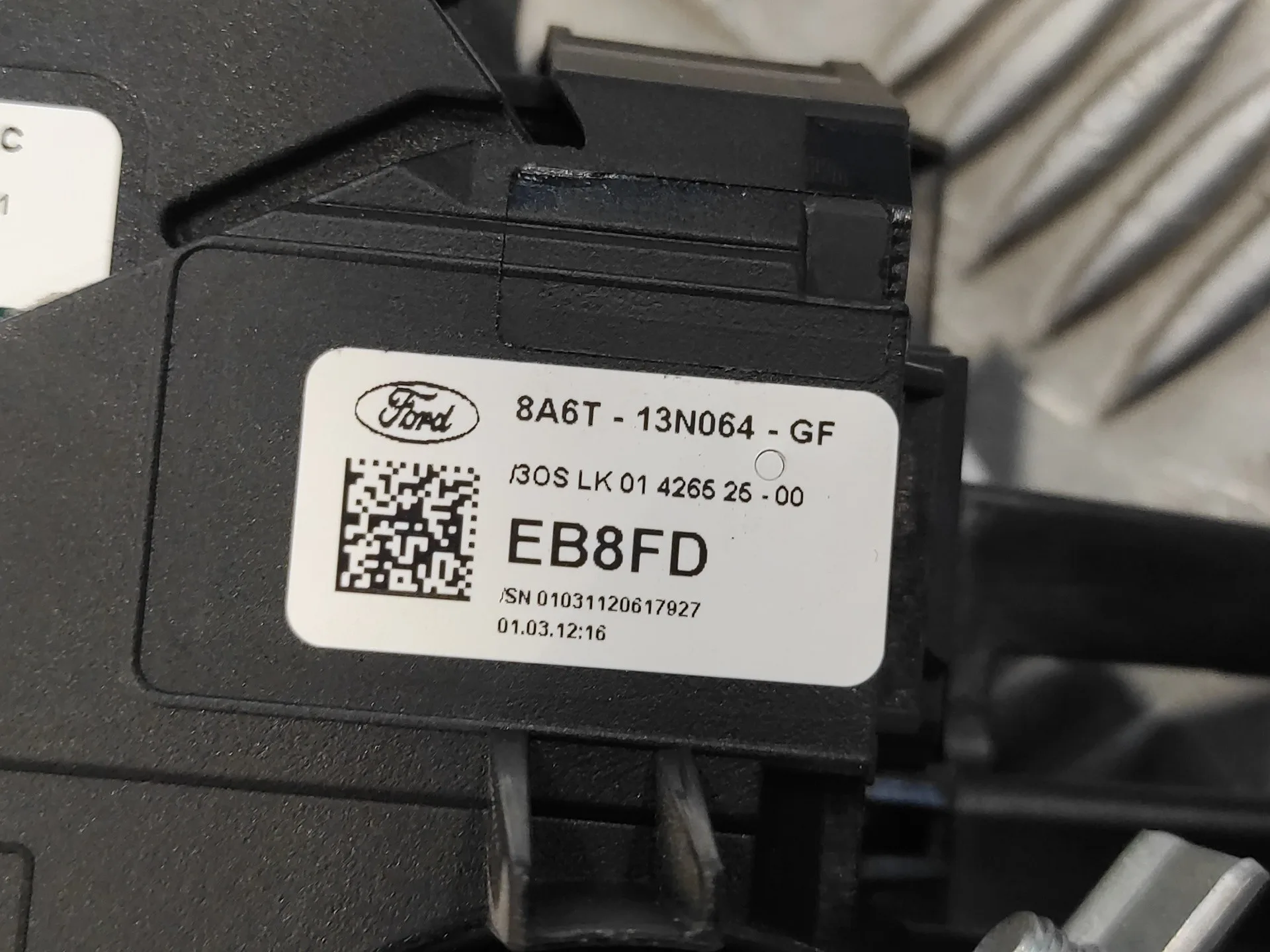 Mando Multifuncion para Ford Fiesta (Cb1)