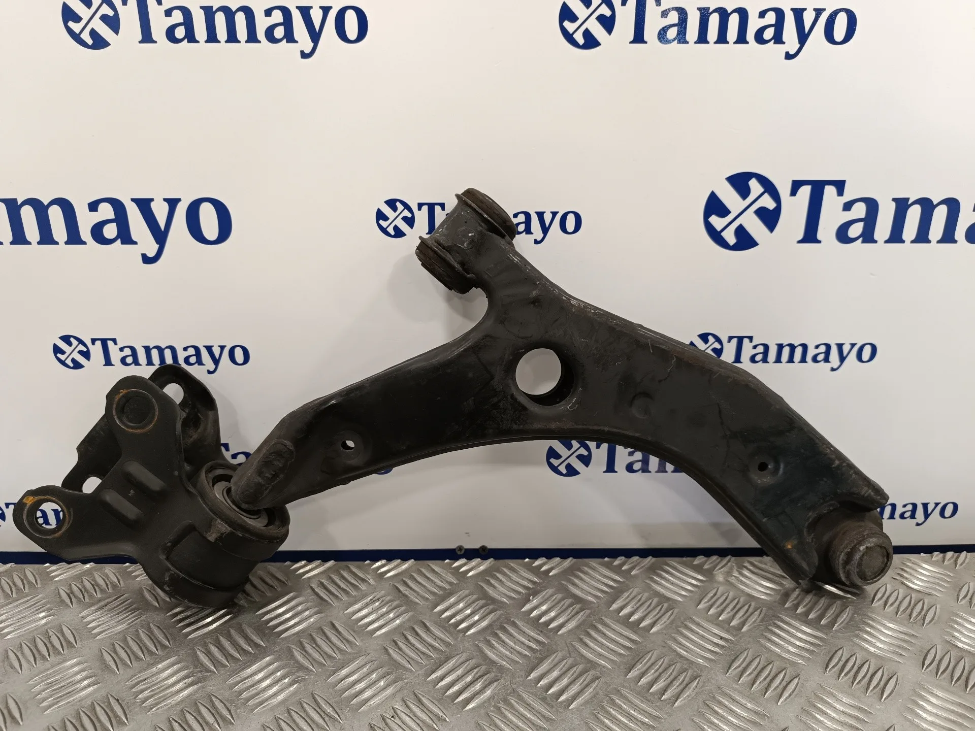 Brazo Suspension Inferior Delantero Izquierdo para Mazda 3 Lim. (Bl)