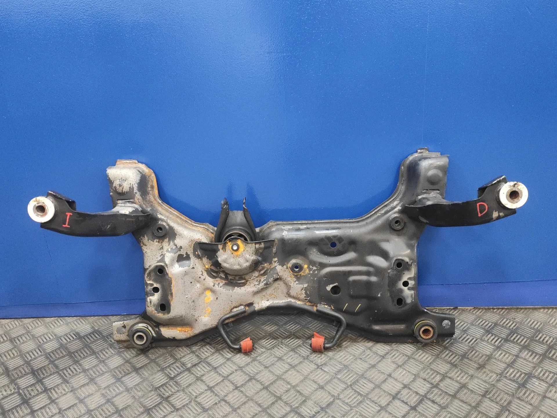 Puente Delantero para Mazda 3 Lim. (Bl)