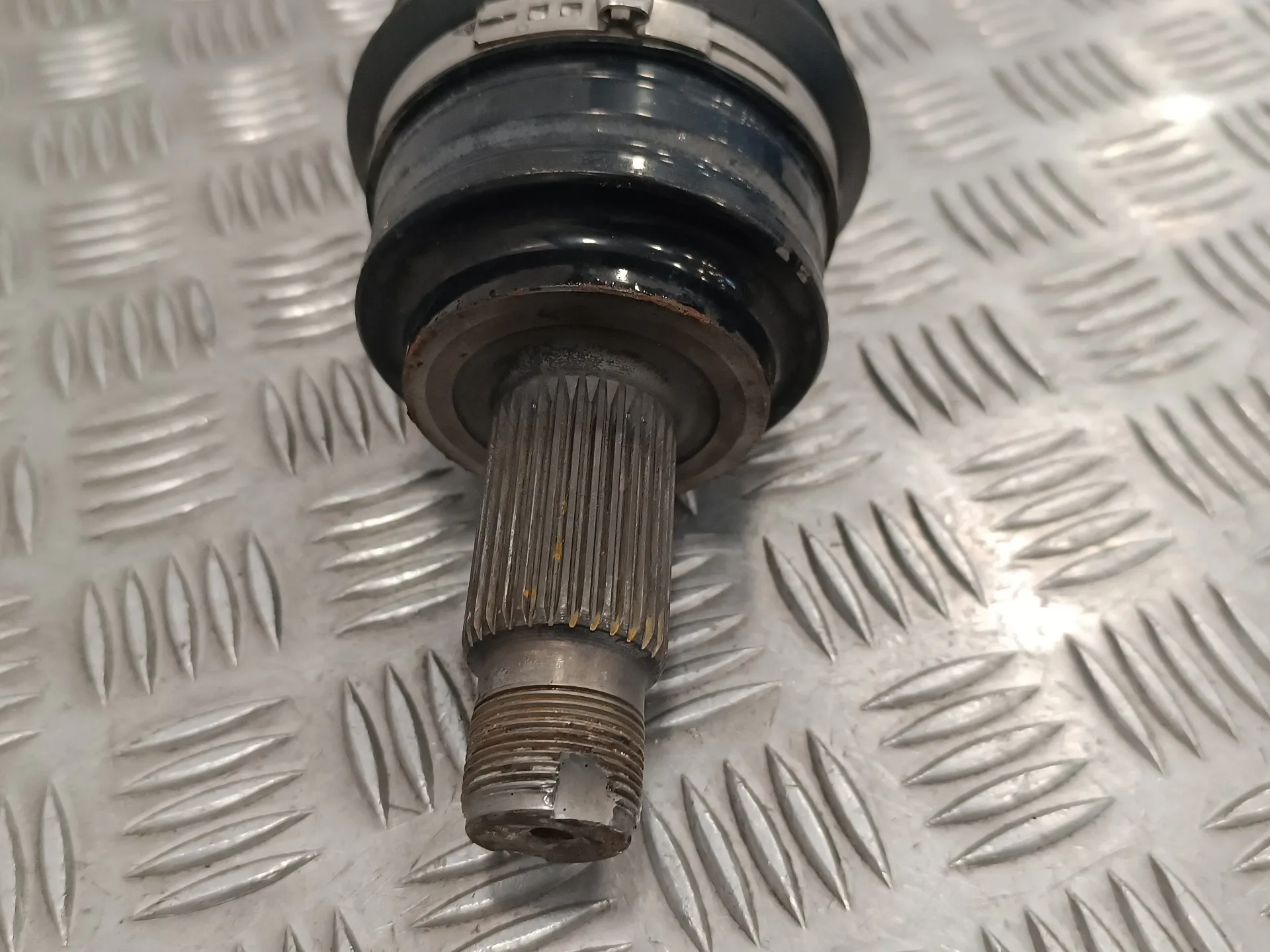 Transmision Delantera Izquierda para Bmw X3 (E83)
