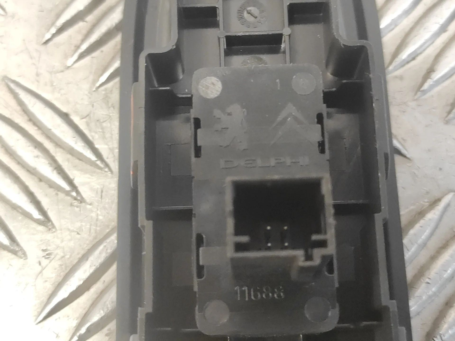 Mando Elevalunas Delantero Derecho para Peugeot 308