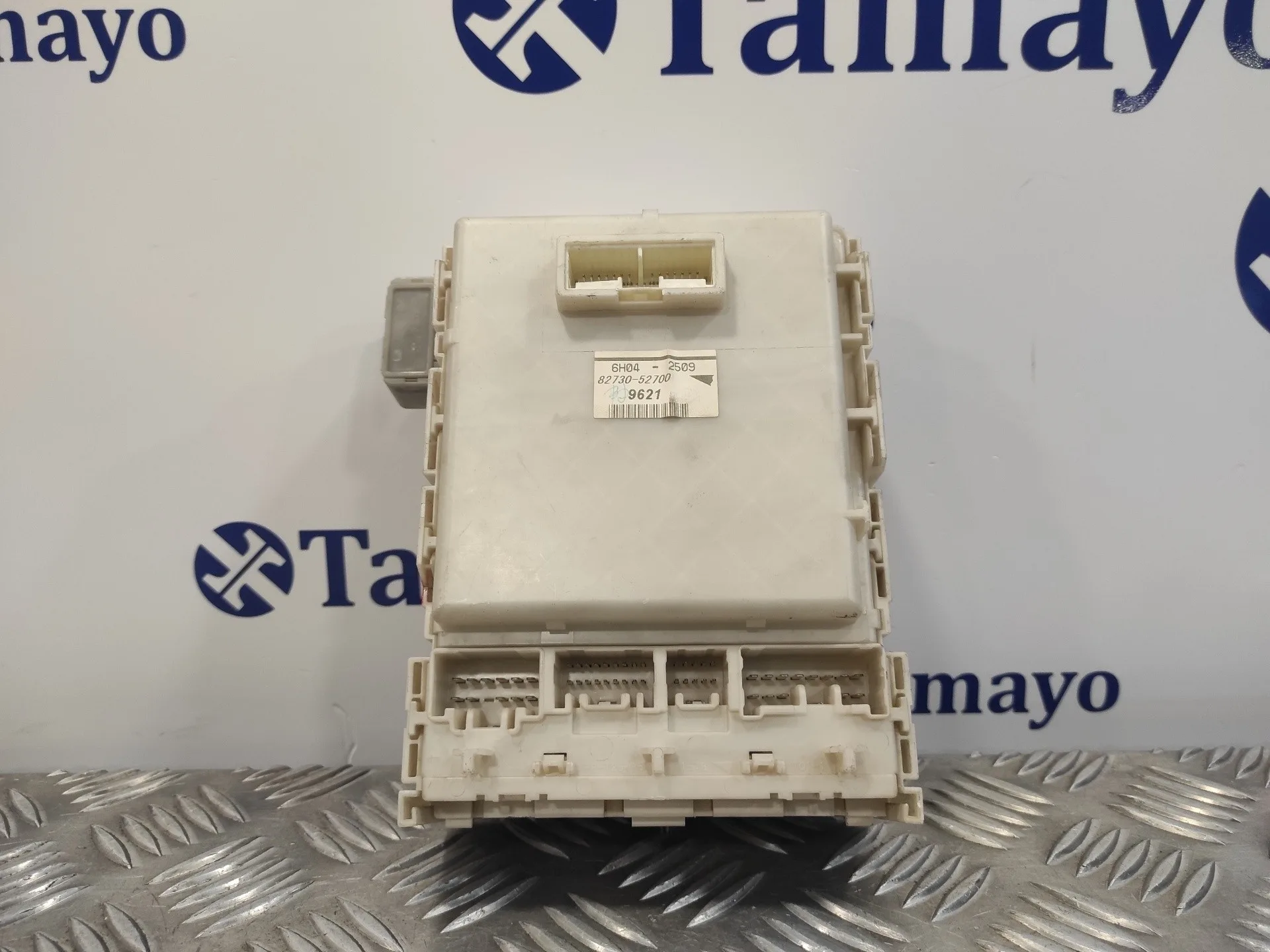Caja Reles / Fusibles para Toyota Yaris (Ksp9/Scp9/Nlp9)