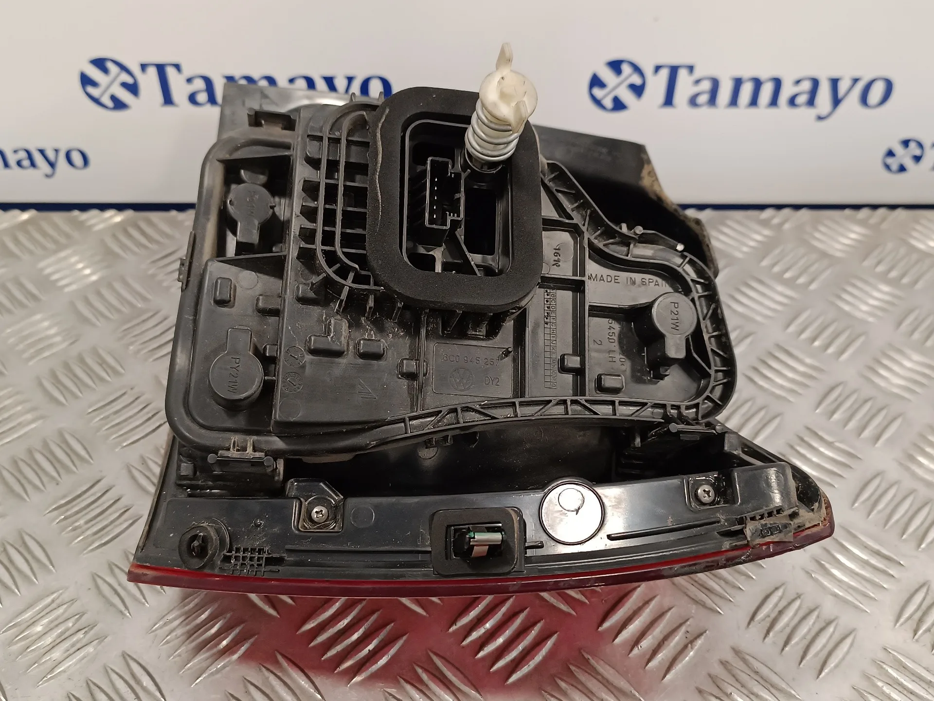 Piloto Trasero Izquierdo para Volkswagen Polo (6R1)