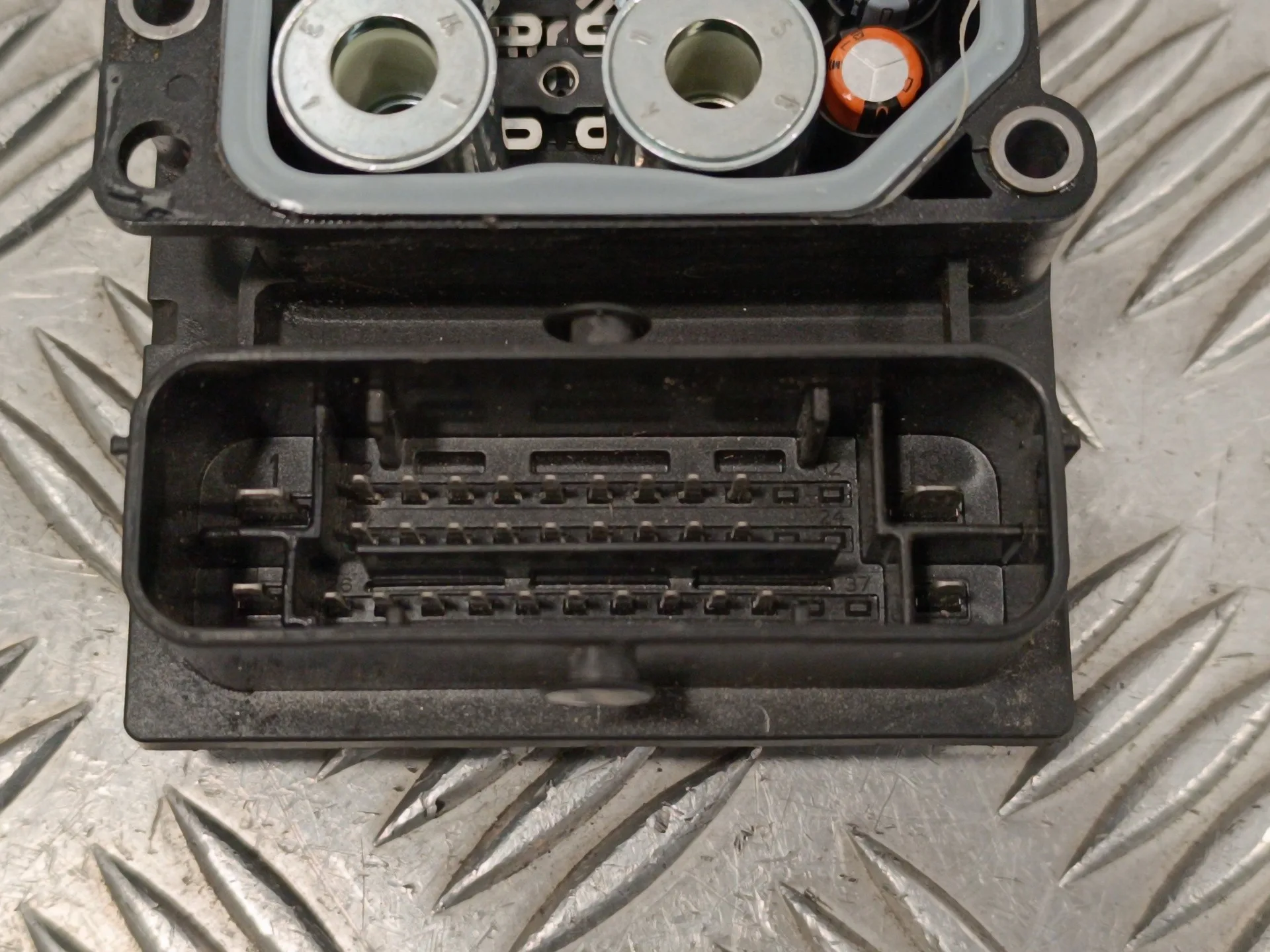 Centralita Abs para Nissan Nv 200 (M20)