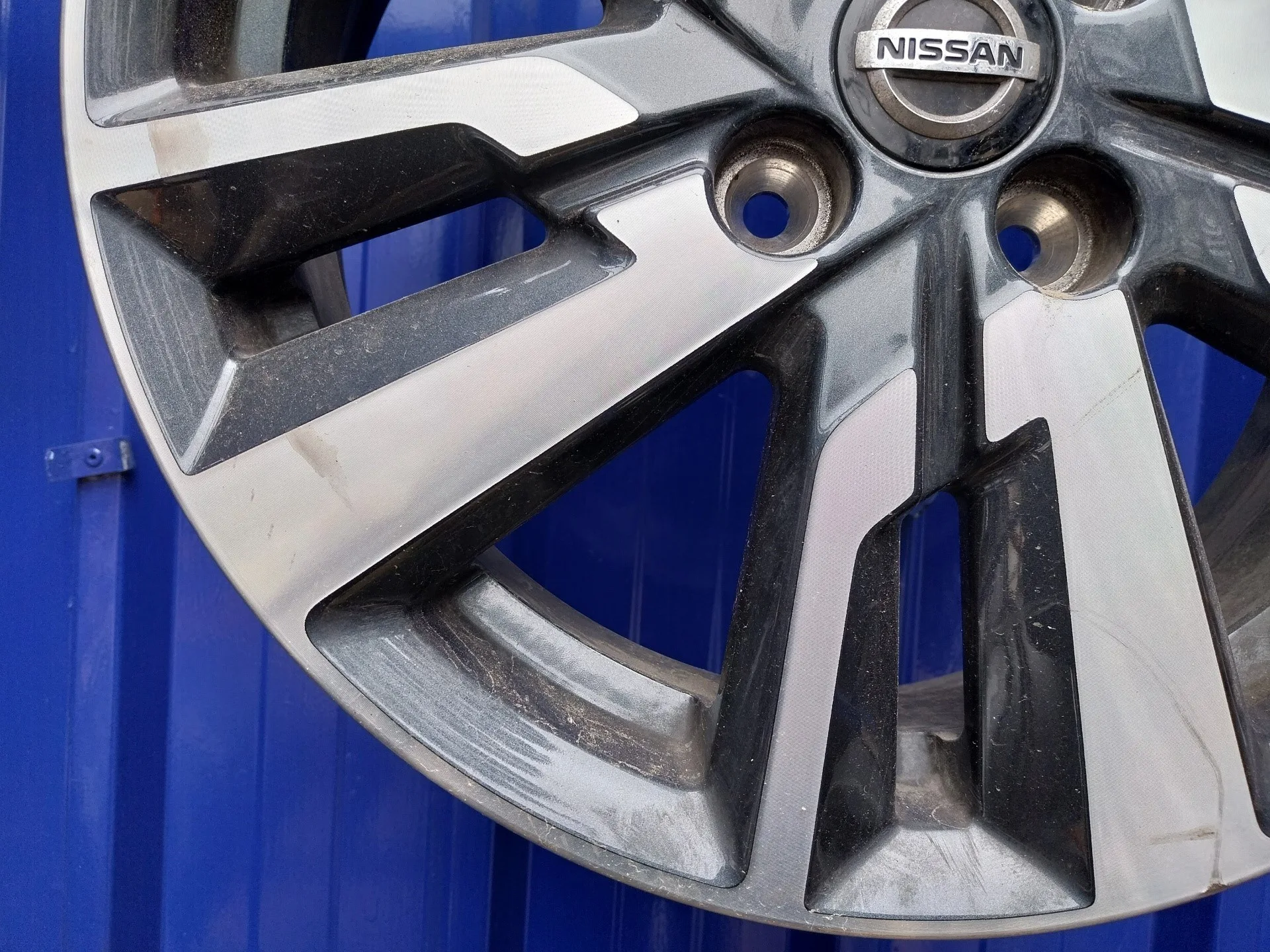 Llanta para Nissan Micra V (K14)