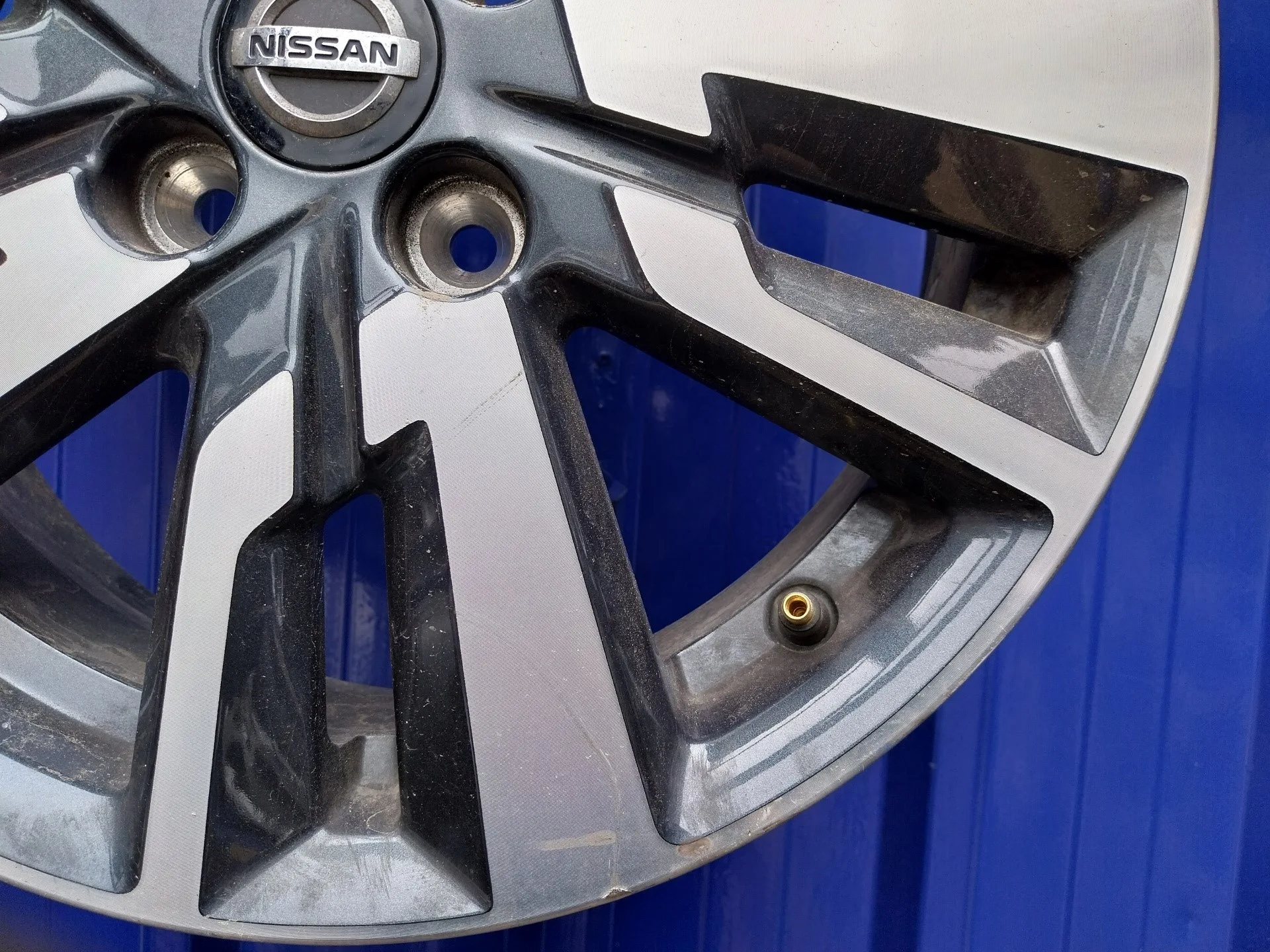 Llanta para Nissan Micra V (K14)