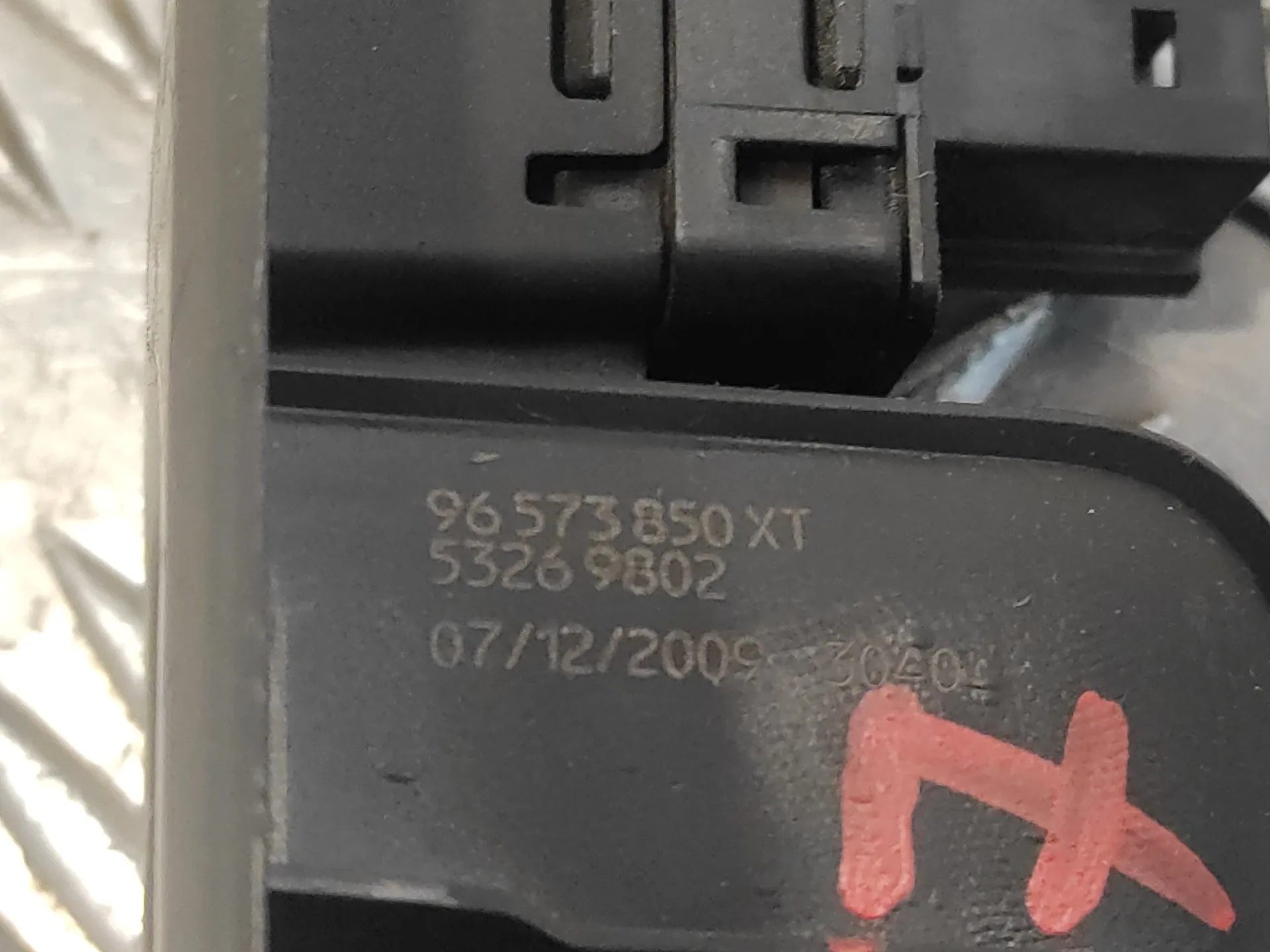 Mando Elevalunas Trasero Derecho para Peugeot 308