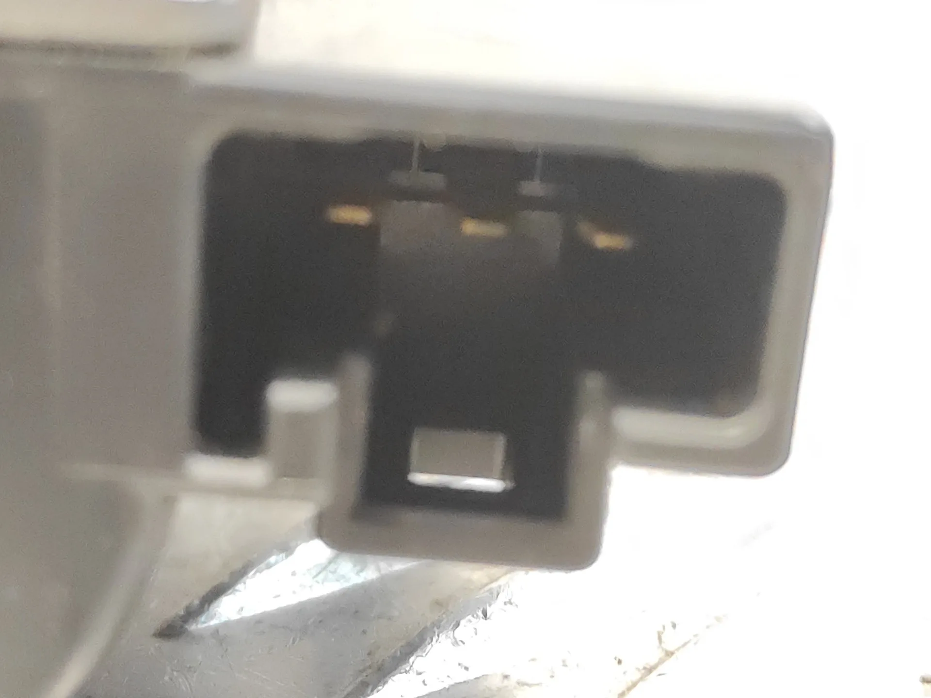 Cerradura Maletero / Porton para Mitsubishi Lancer Berlina (Cy0)