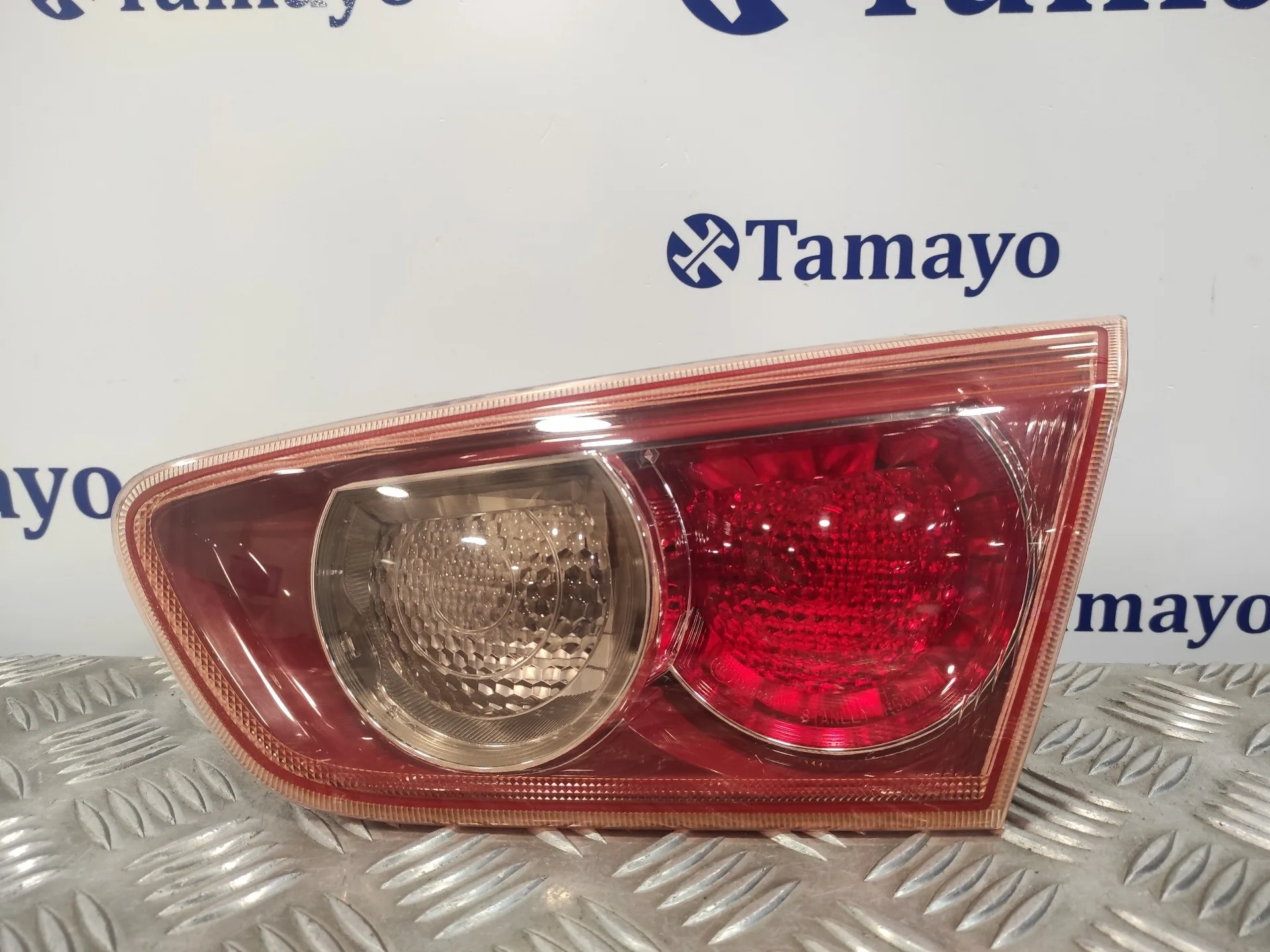 Piloto Trasero Derecho Porton para Mitsubishi Lancer Berlina (Cy0)