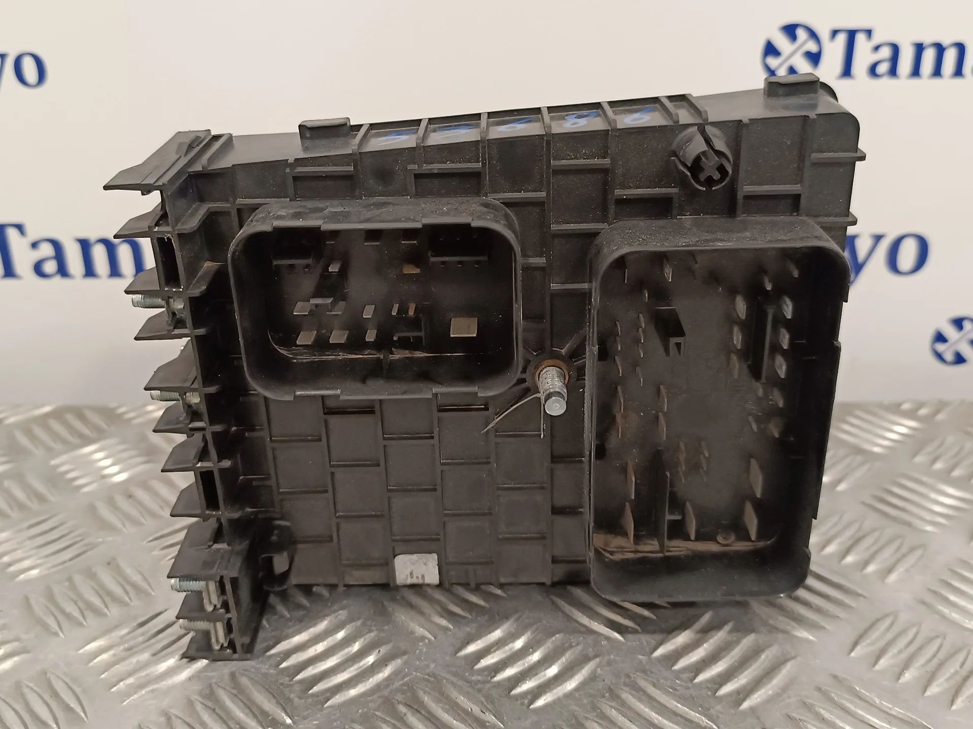 Caja Reles / Fusibles para Volkswagen Golf V Berlina (1K1)