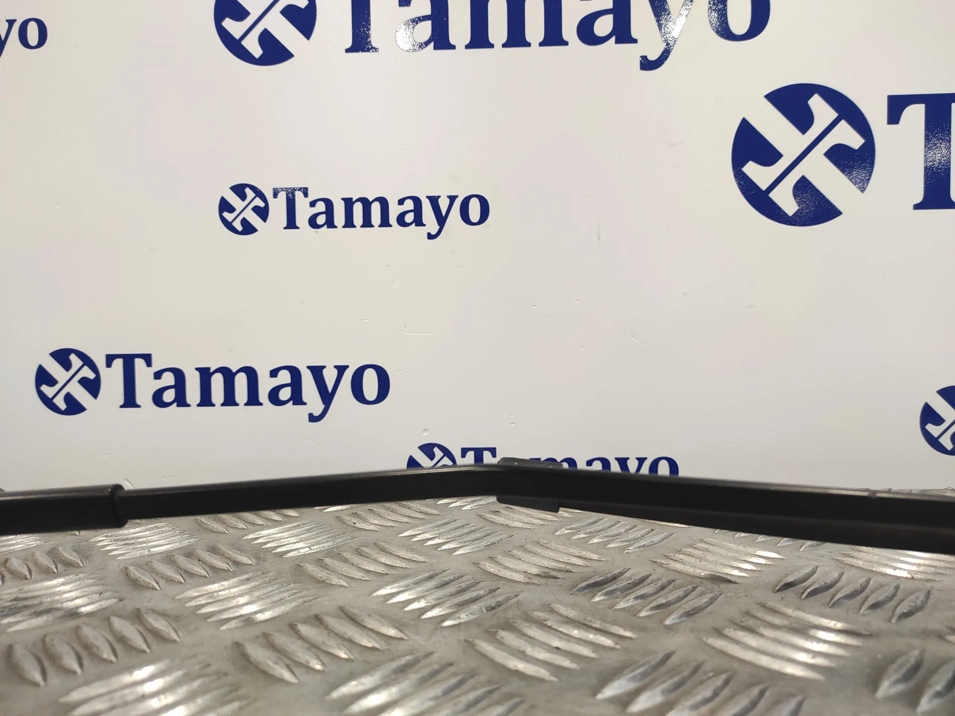 Brazo Limpia Delantero Derecho para Volkswagen Polo (6R1)