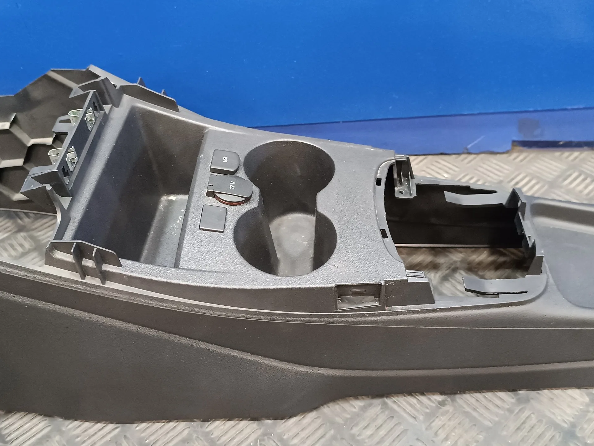 Consola Central para Volkswagen Polo (6R1)