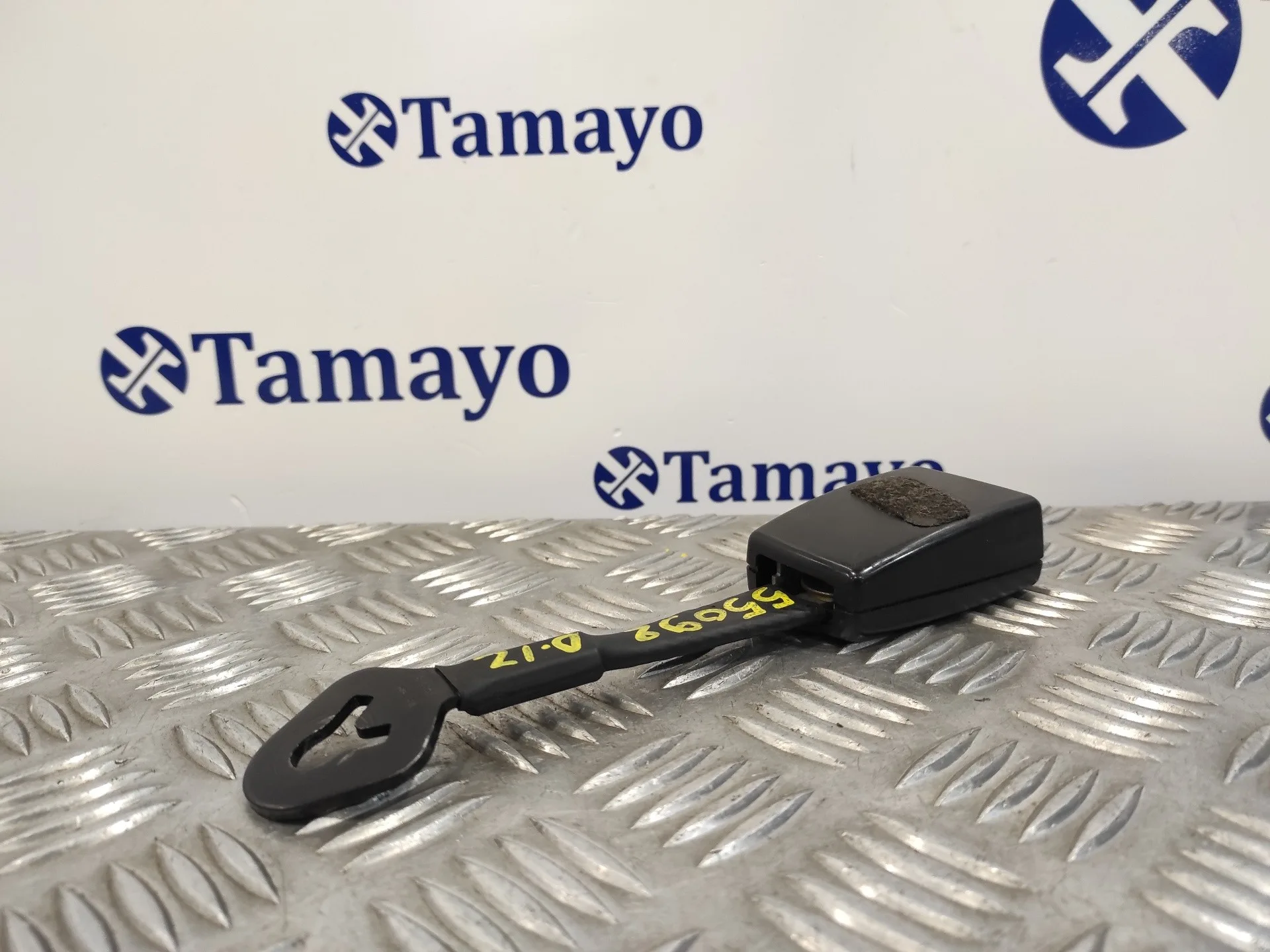 Enganche Cinturon Delantero Izquierdo para Audi A4 Avant (8E)