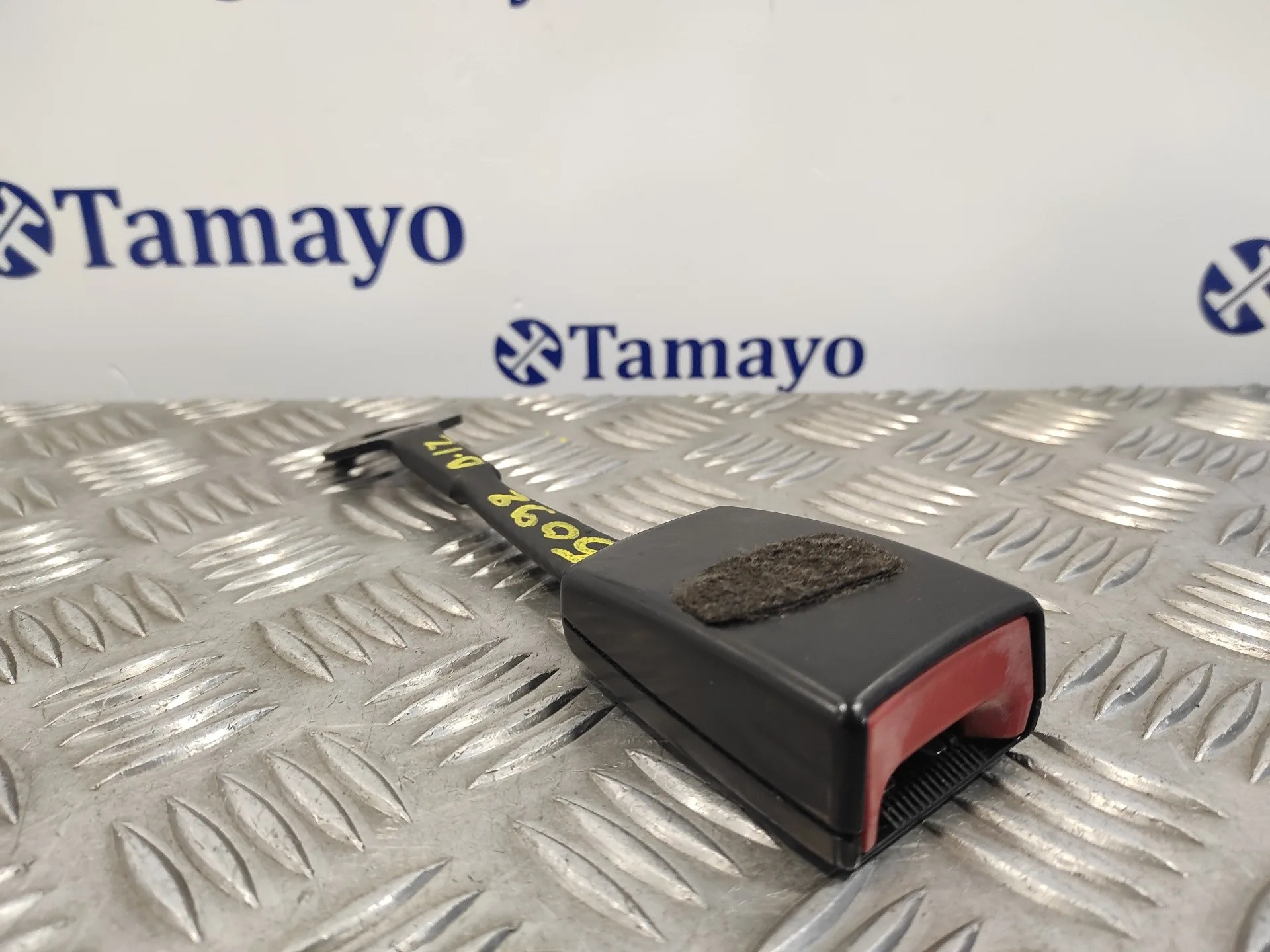 Enganche Cinturon Delantero Izquierdo para Audi A4 Avant (8E)