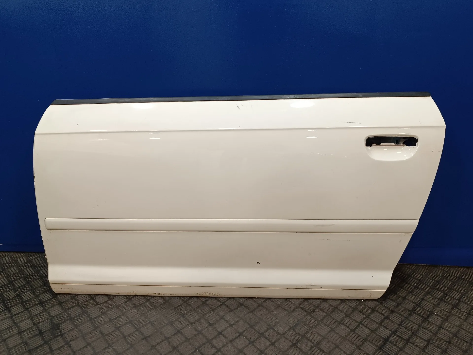 Puerta Delantera Izquierda para Audi A3 (8P)