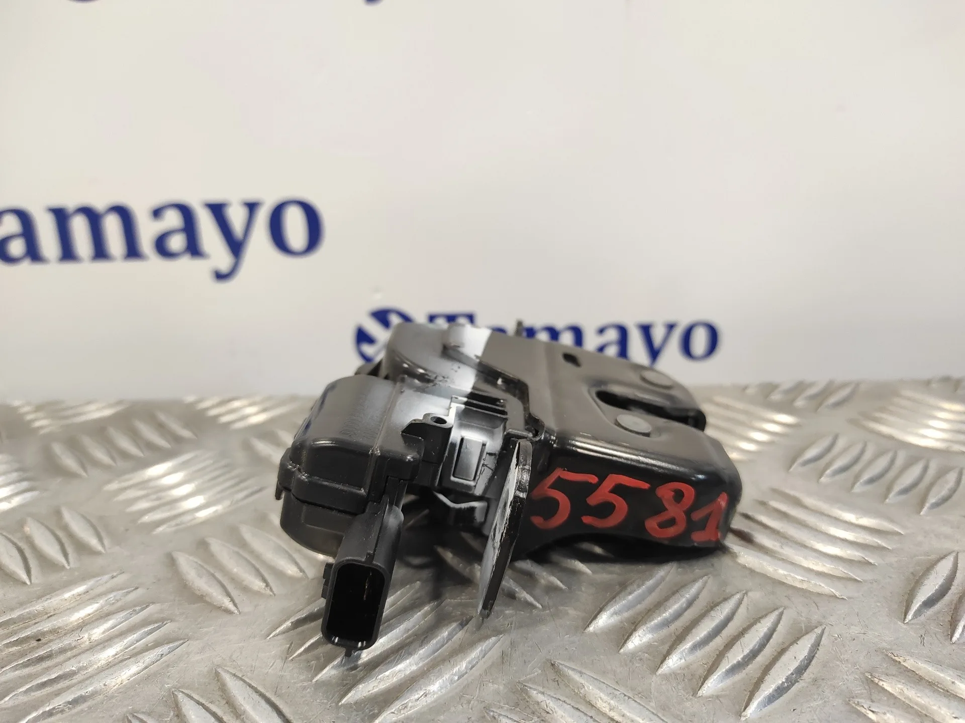 Cerradura Maletero / Porton para Nissan Micra V (K14)