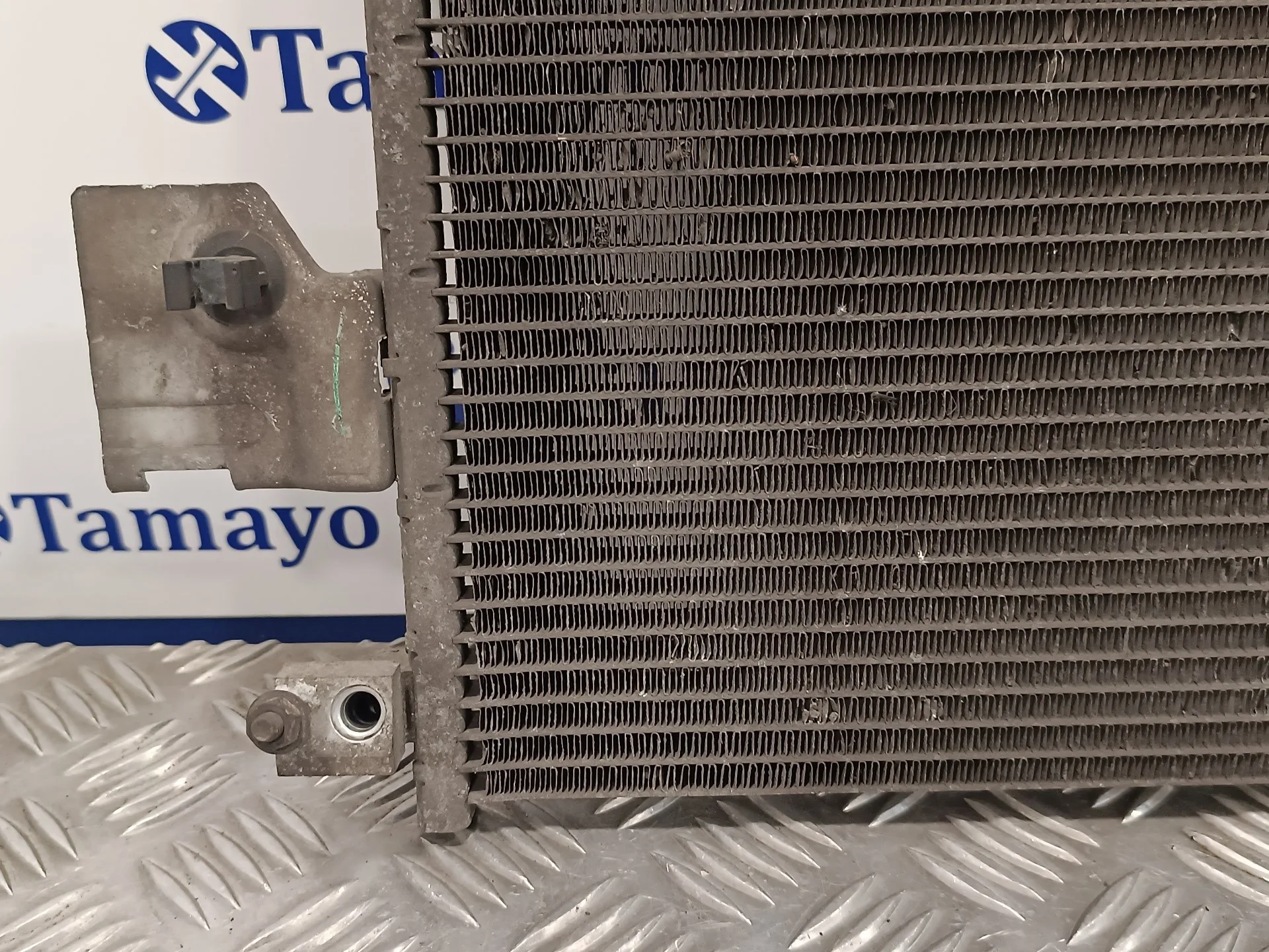 Condensador / Radiador Aire Acondicionado para Mitsubishi Lancer Berlina (Cy0)