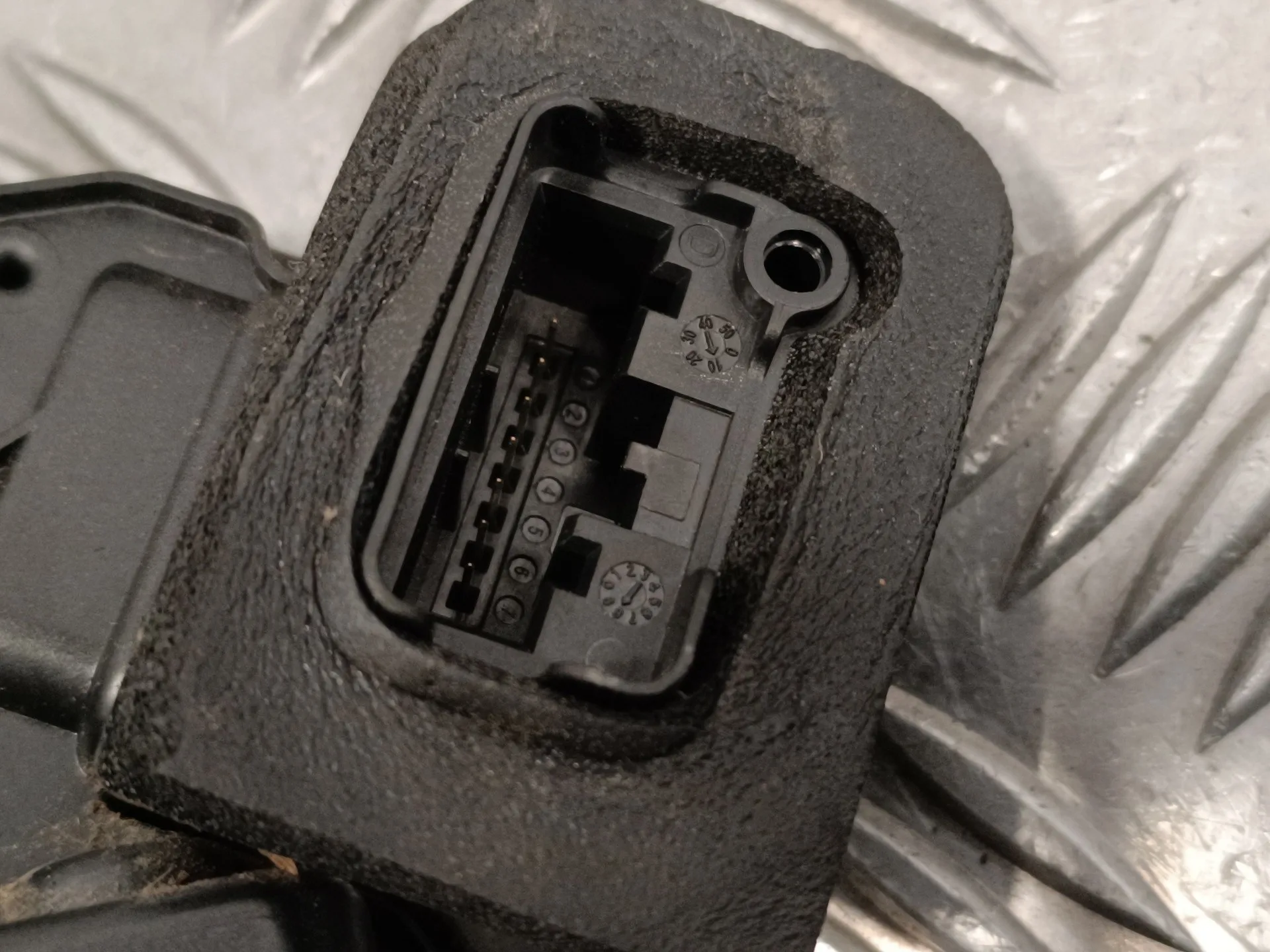 Cerradura Puerta Trasera Izquierda para Volkswagen Polo (6R1)