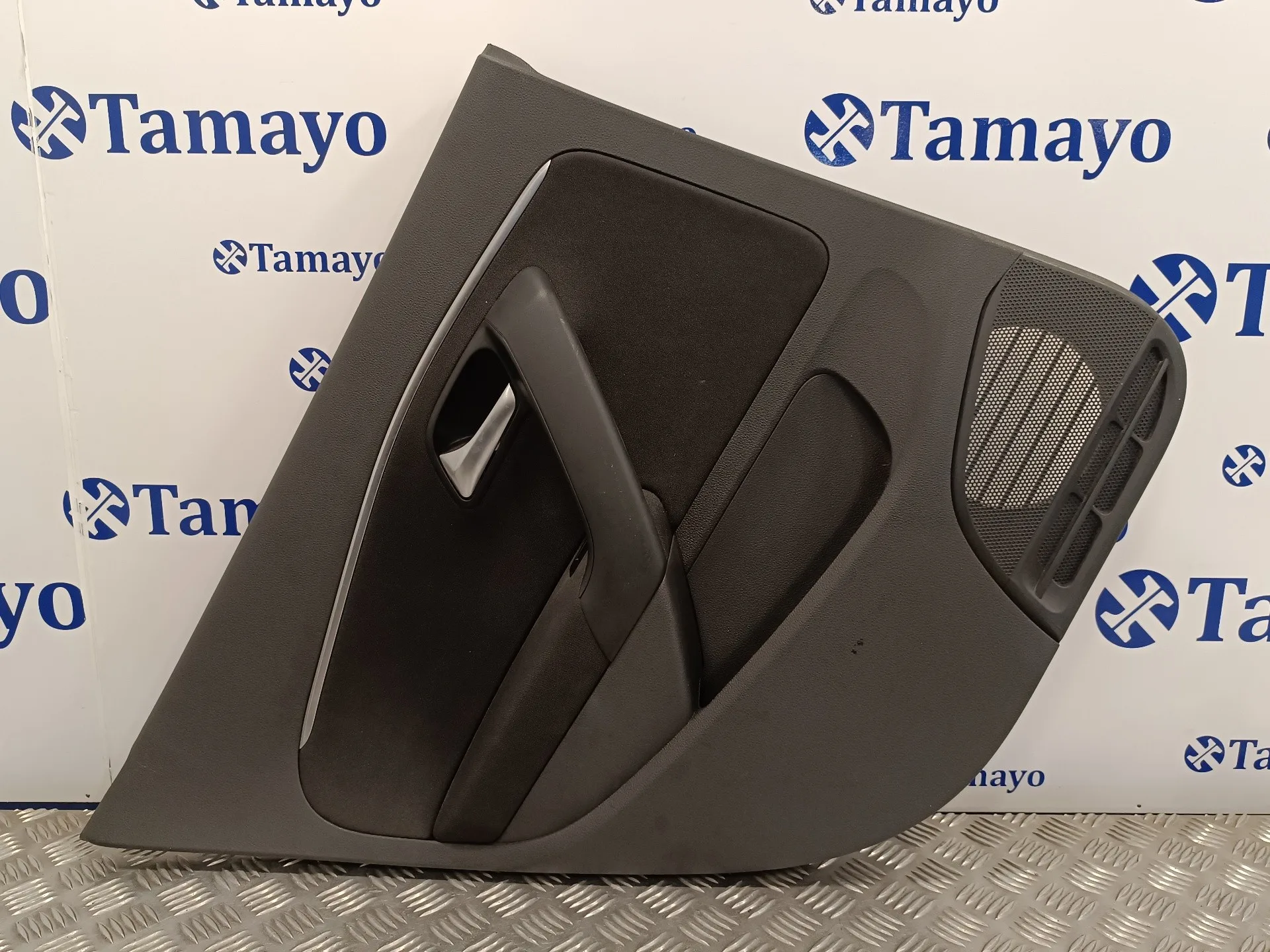 Guarnecido Puerta Trasera Izquierda para Volkswagen Polo (6R1)
