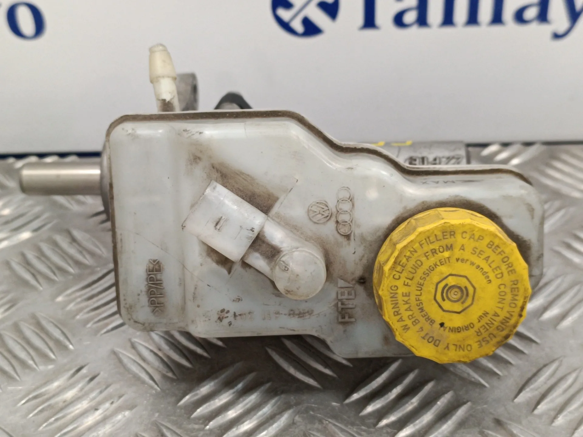 Bomba Freno para Volkswagen Polo (6R1)
