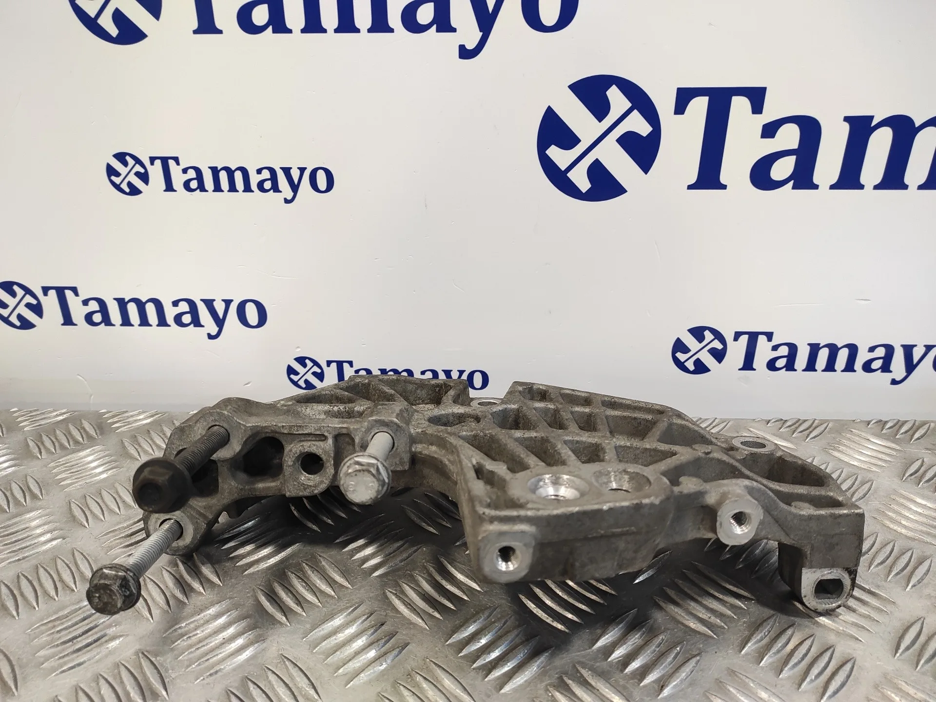 Soporte Motor Derecho para Renault Trafic Caja Cerrada (Ab 4.01)